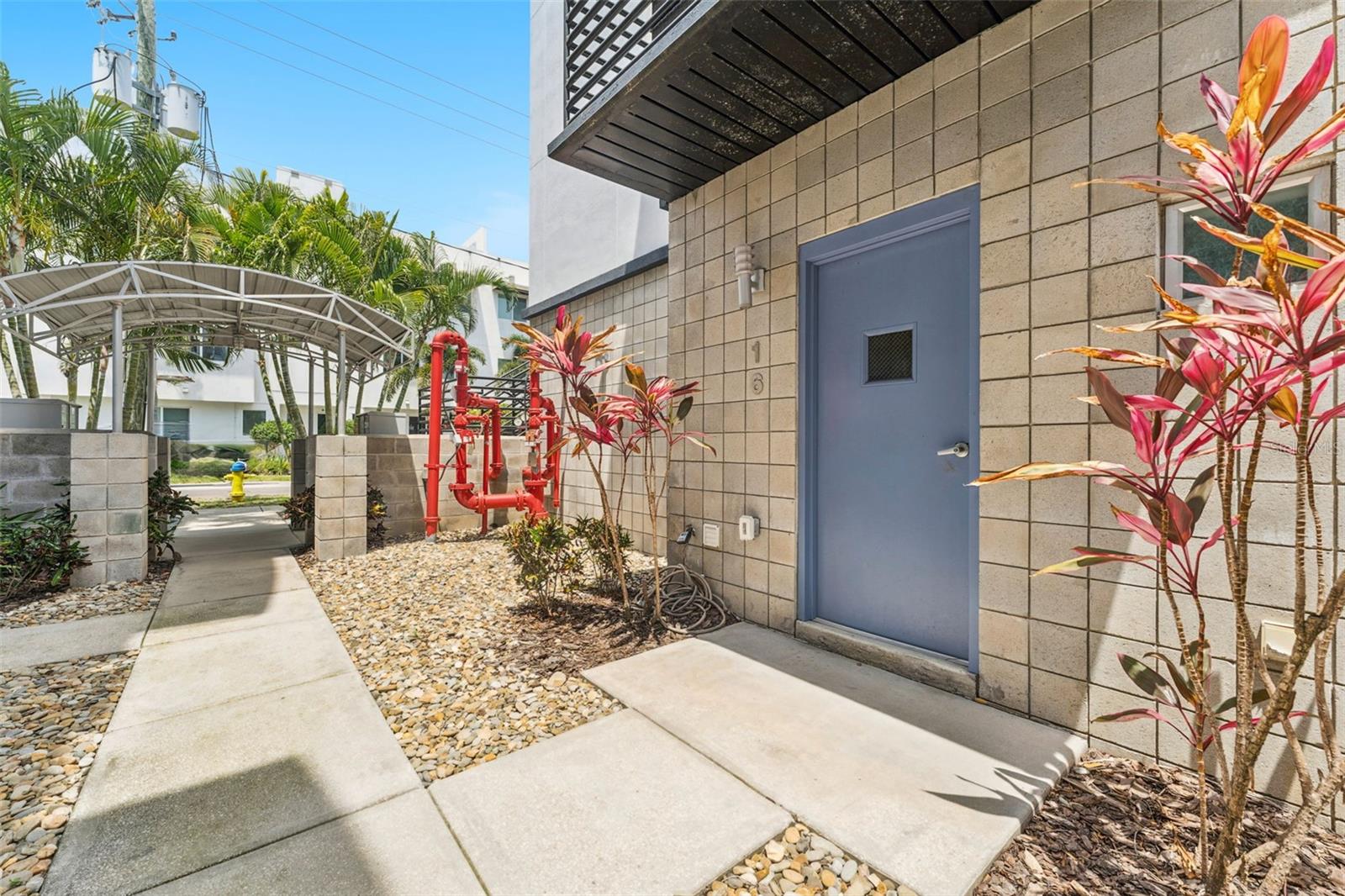 5008 Macdill Unit 16, Tampa, FL 33611