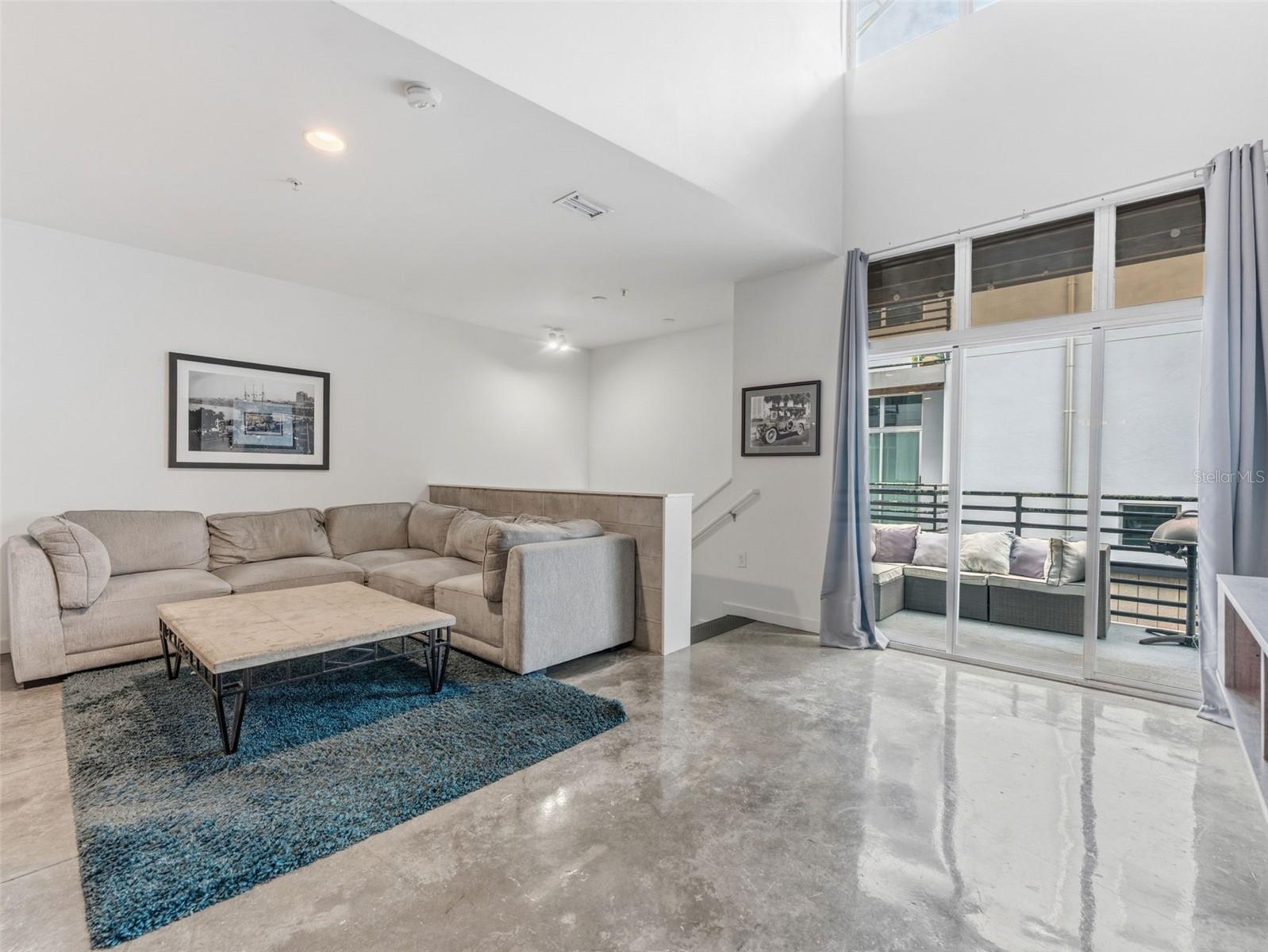 5008 Macdill Unit 16, Tampa, FL 33611
