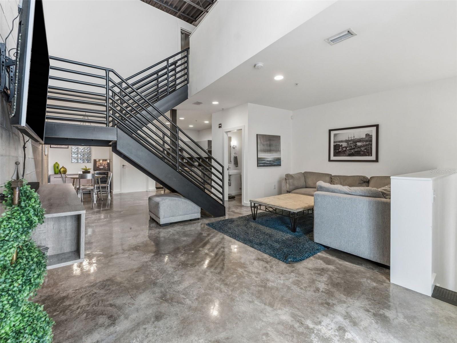 5008 Macdill Unit 16, Tampa, FL 33611
