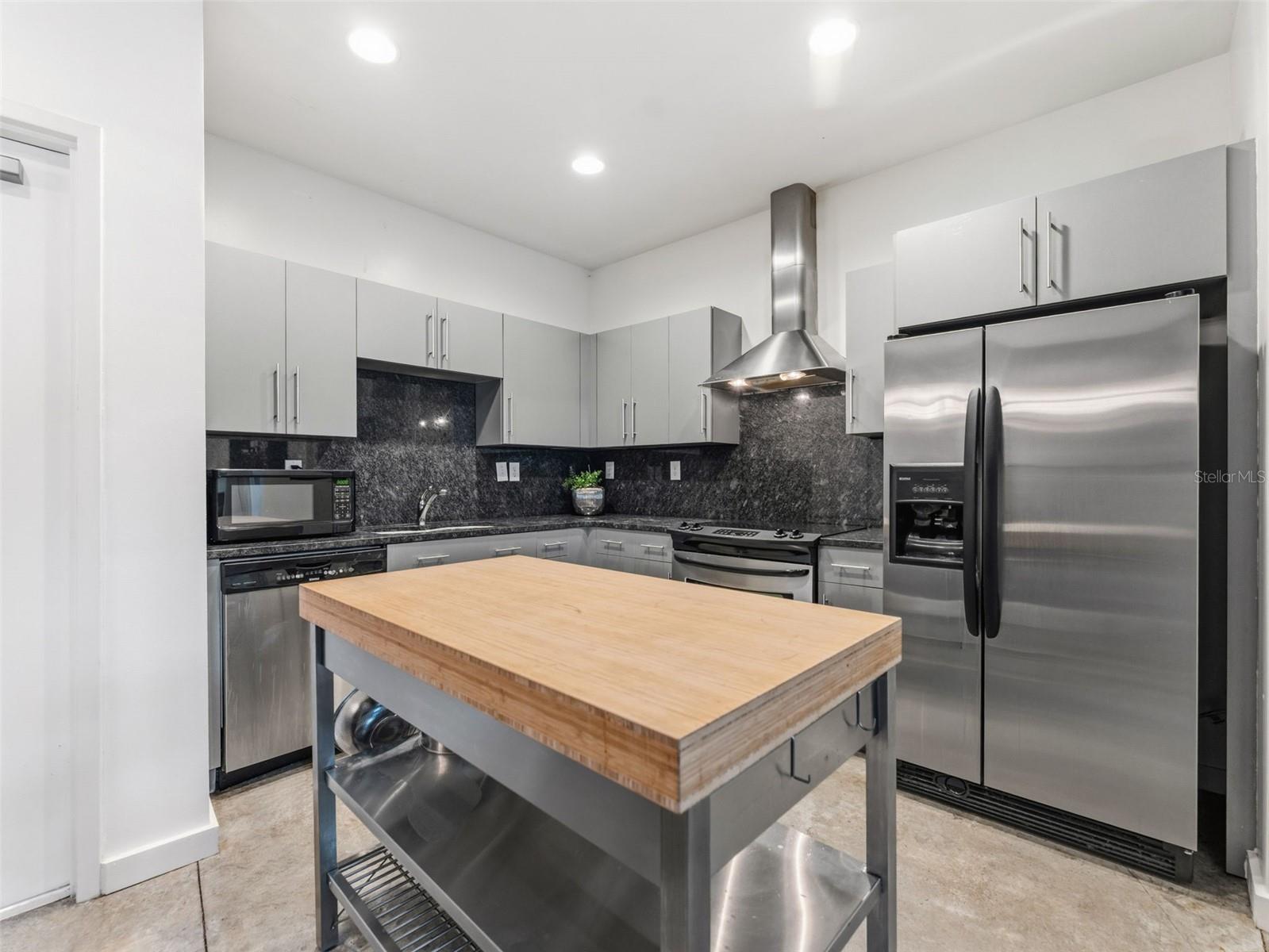 5008 Macdill Unit 16, Tampa, FL 33611