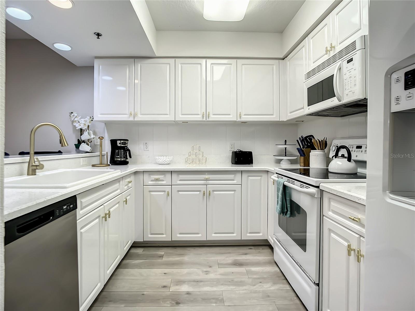 5300 Atlantic Unit 10-205, New Smyrna Beach, FL 32169