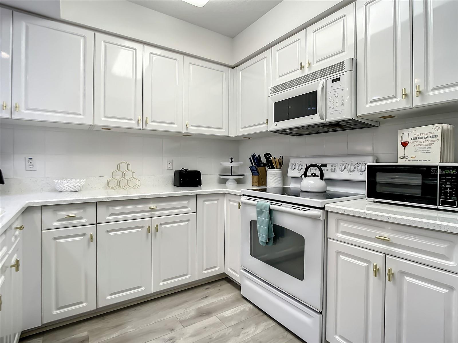 5300 Atlantic Unit 10-205, New Smyrna Beach, FL 32169