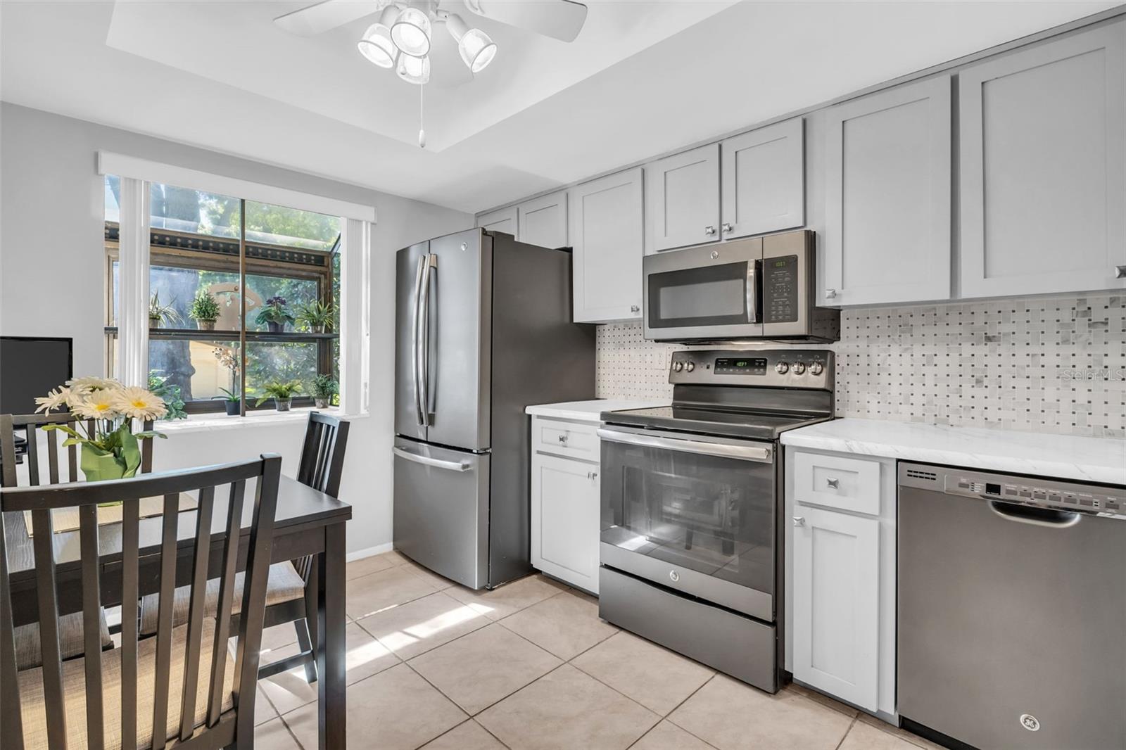 860 Maclaren Unit B, Palm Harbor, FL 34684
