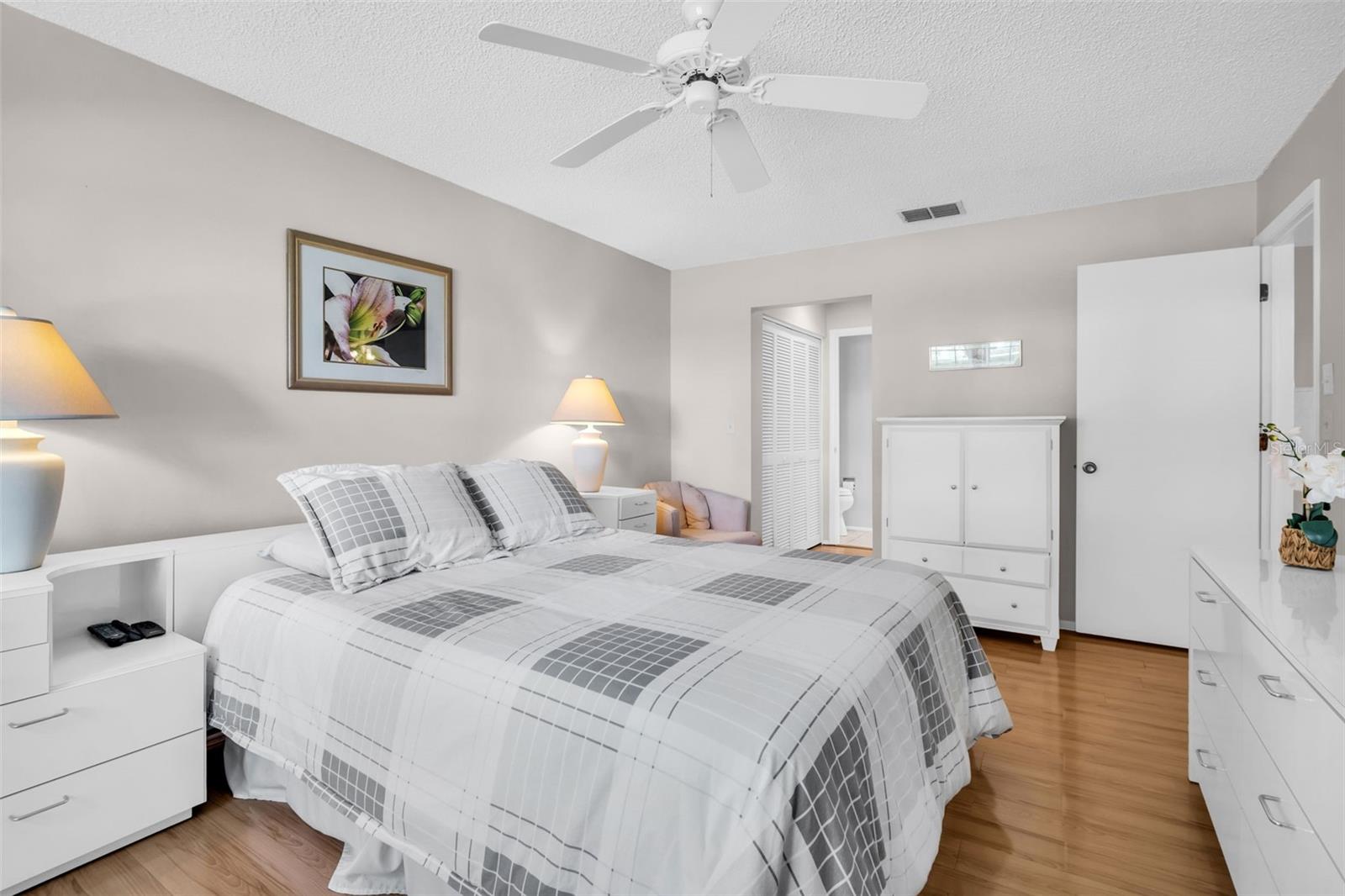 860 Maclaren Unit B, Palm Harbor, FL 34684