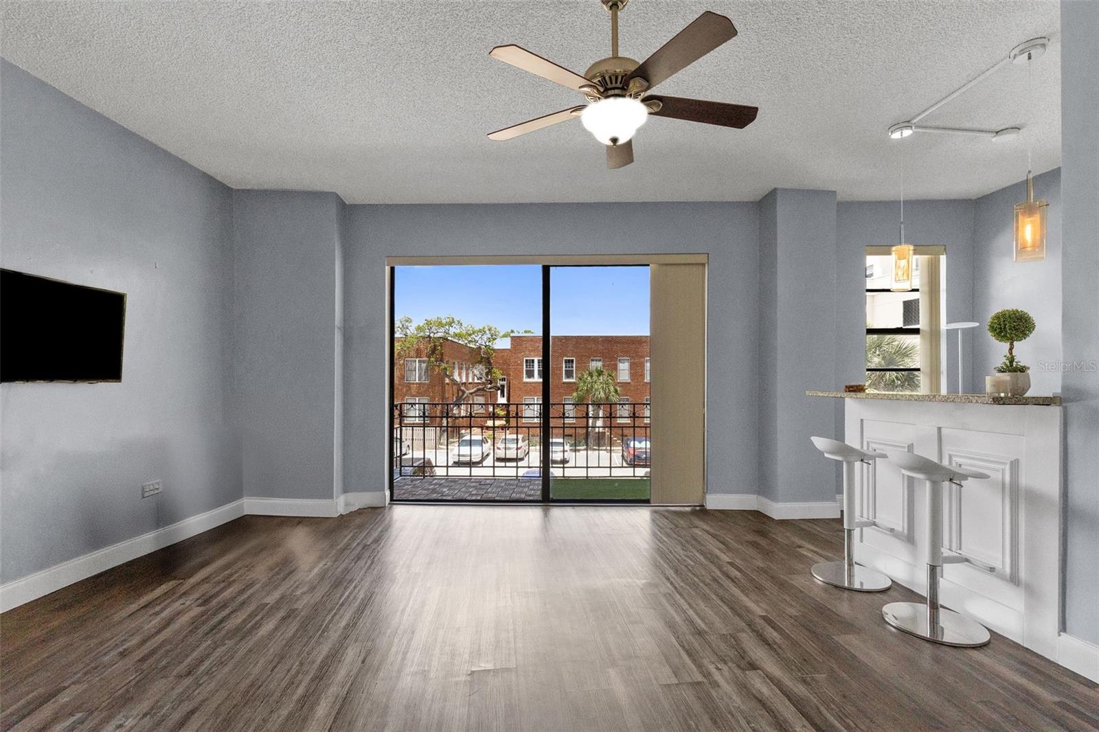 2109 Bayshore Unit 205, Tampa, FL 33606