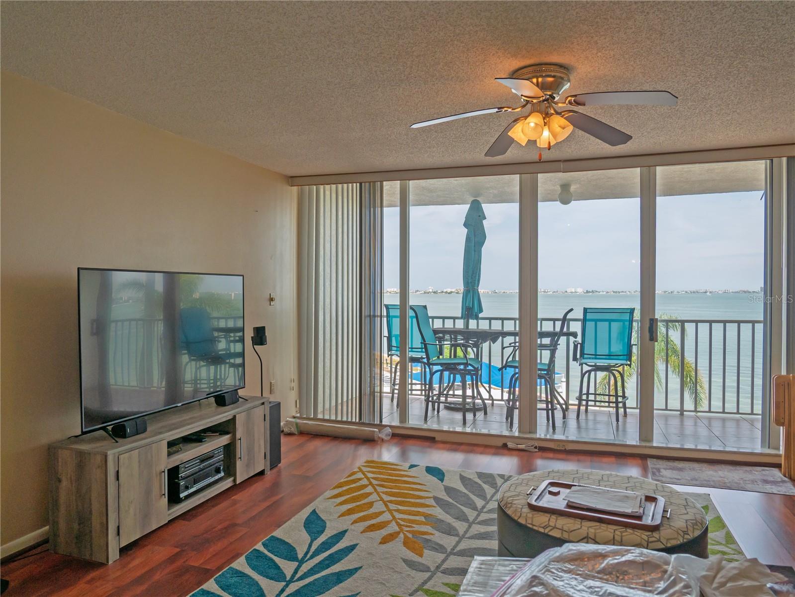 5155 Isla Key Unit 307, St Petersburg, FL 33715