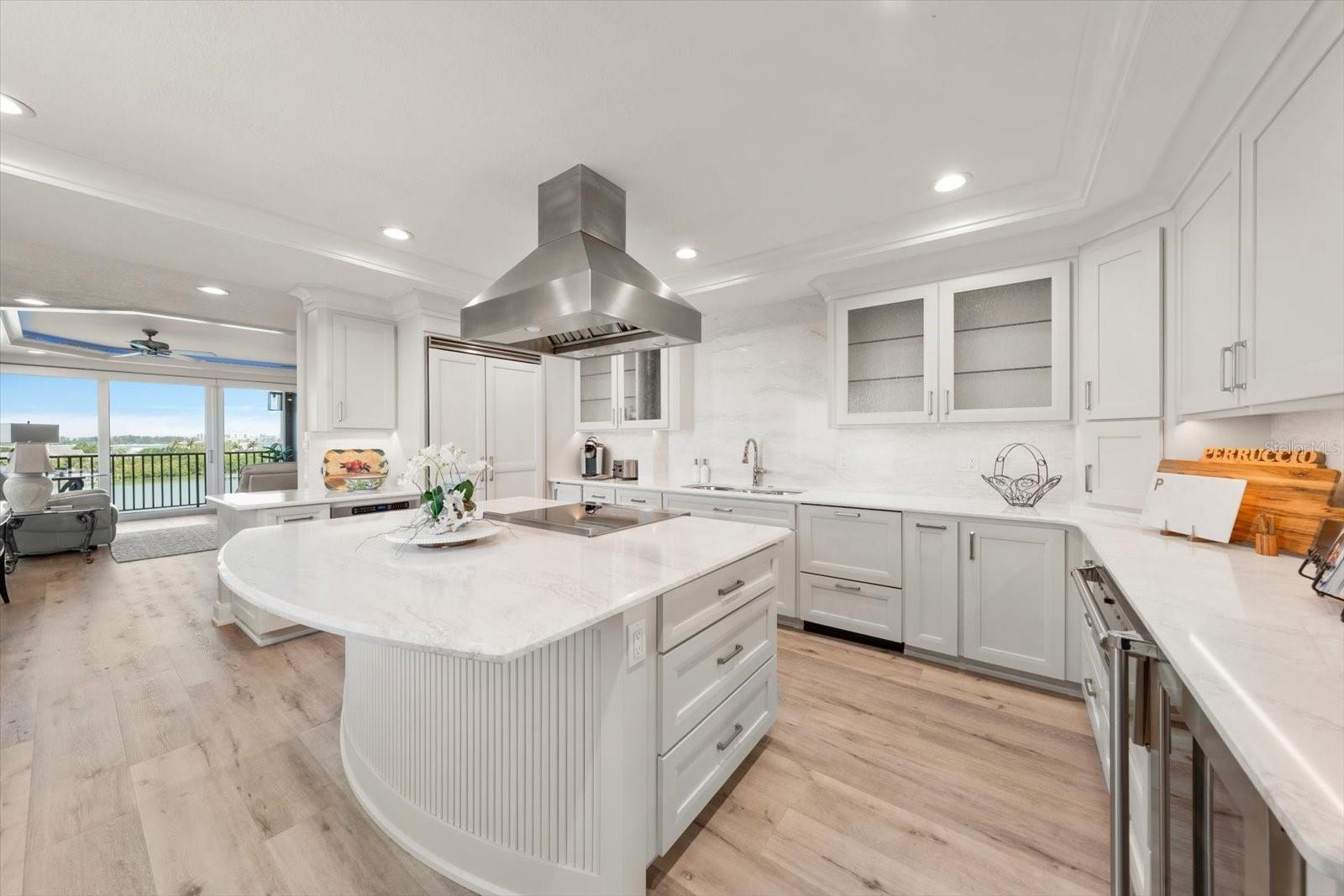 4 Belleview Unit 503, Belleair, FL 33756