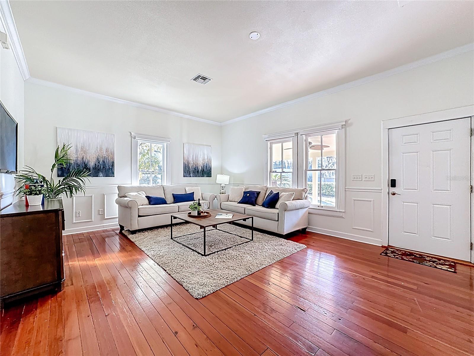 1148 Grandview, Mount Dora, FL 32757