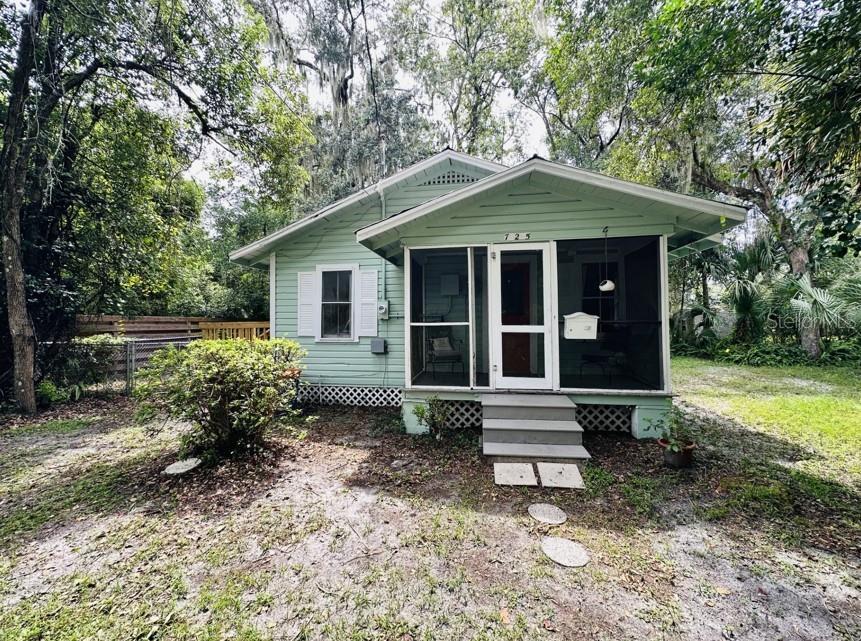 725 5th, Gainesville, FL 32601
