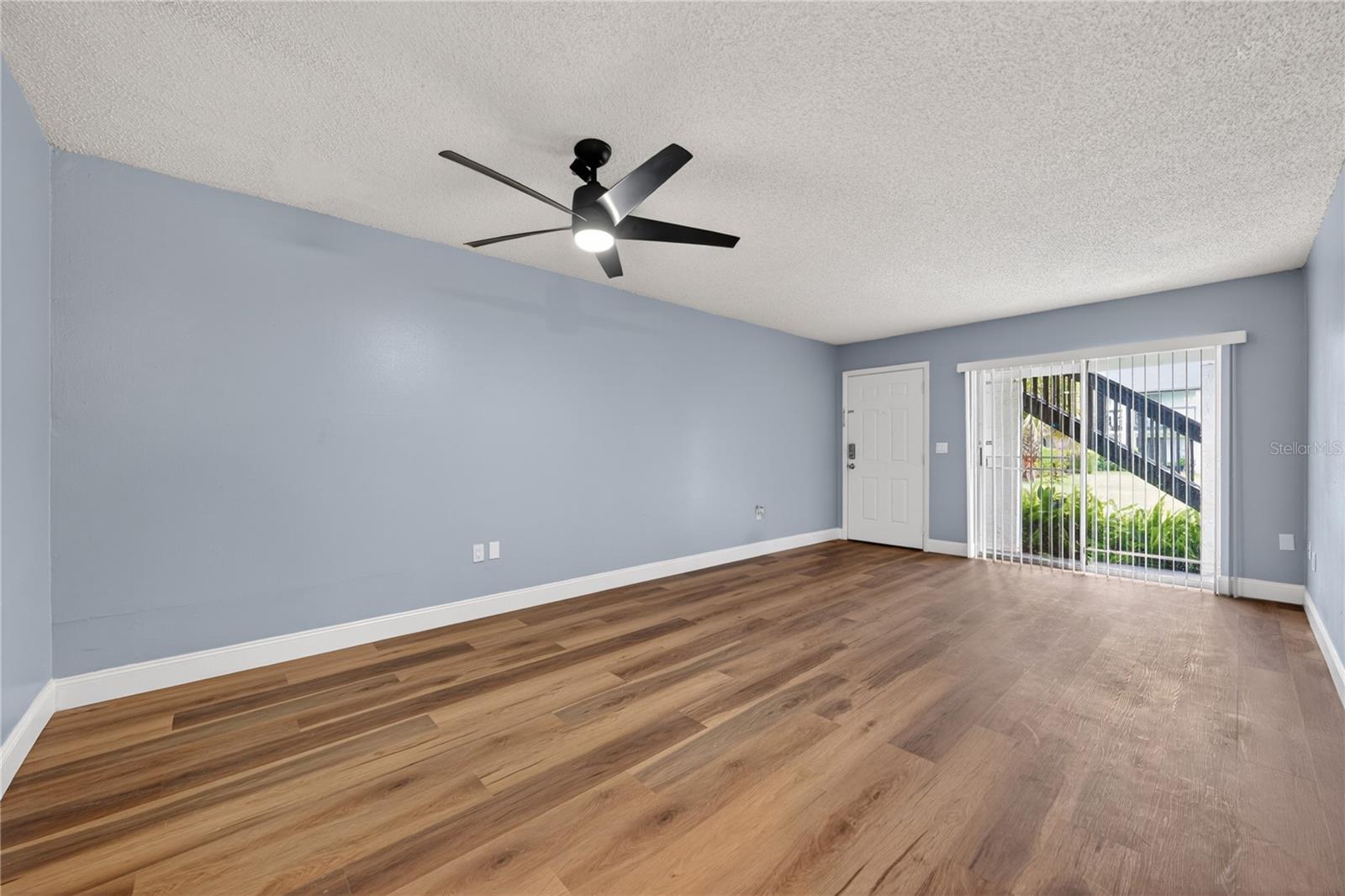 4205 S. Semoran Blvd Unit 11, Orlando, FL 32822