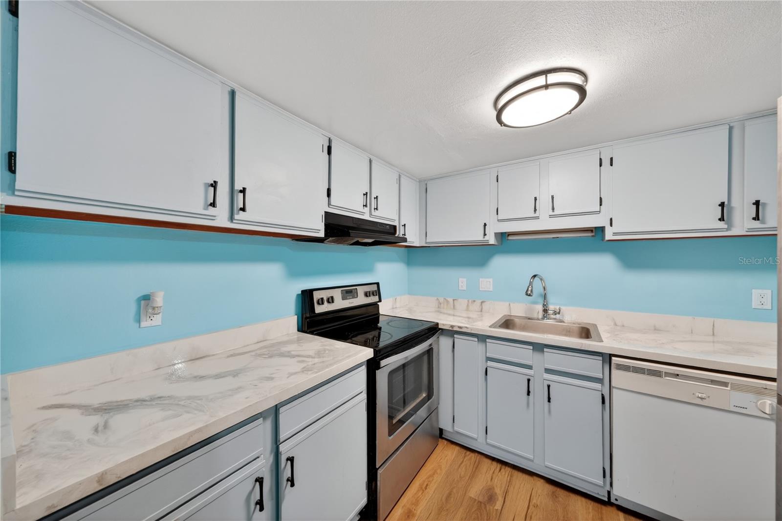 4205 S. Semoran Blvd Unit 11, Orlando, FL 32822