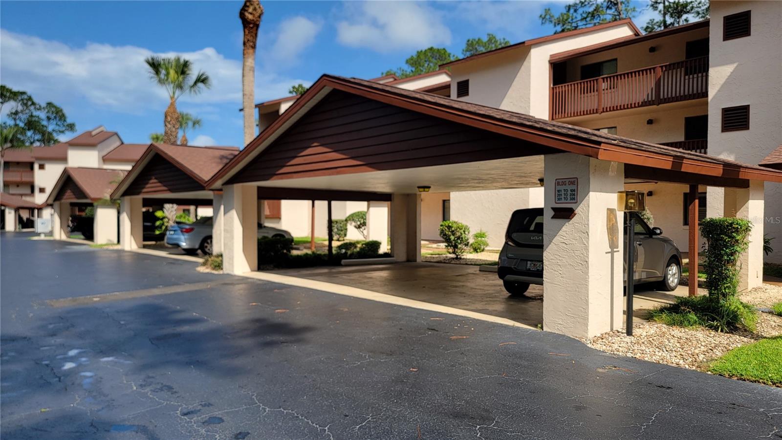 275 Indigo Unit 204, Daytona Beach, FL 32114