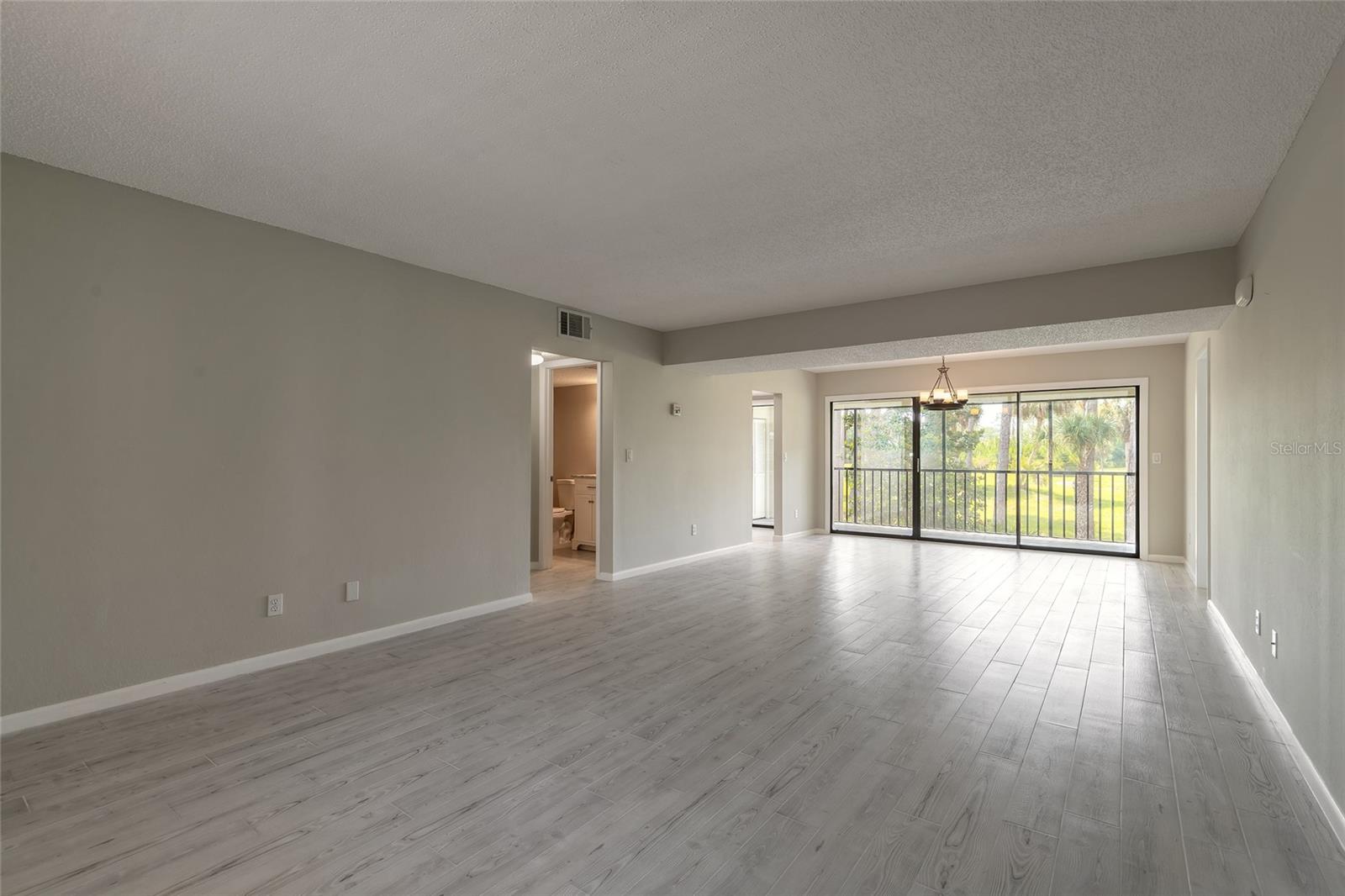 275 Indigo Unit 204, Daytona Beach, FL 32114