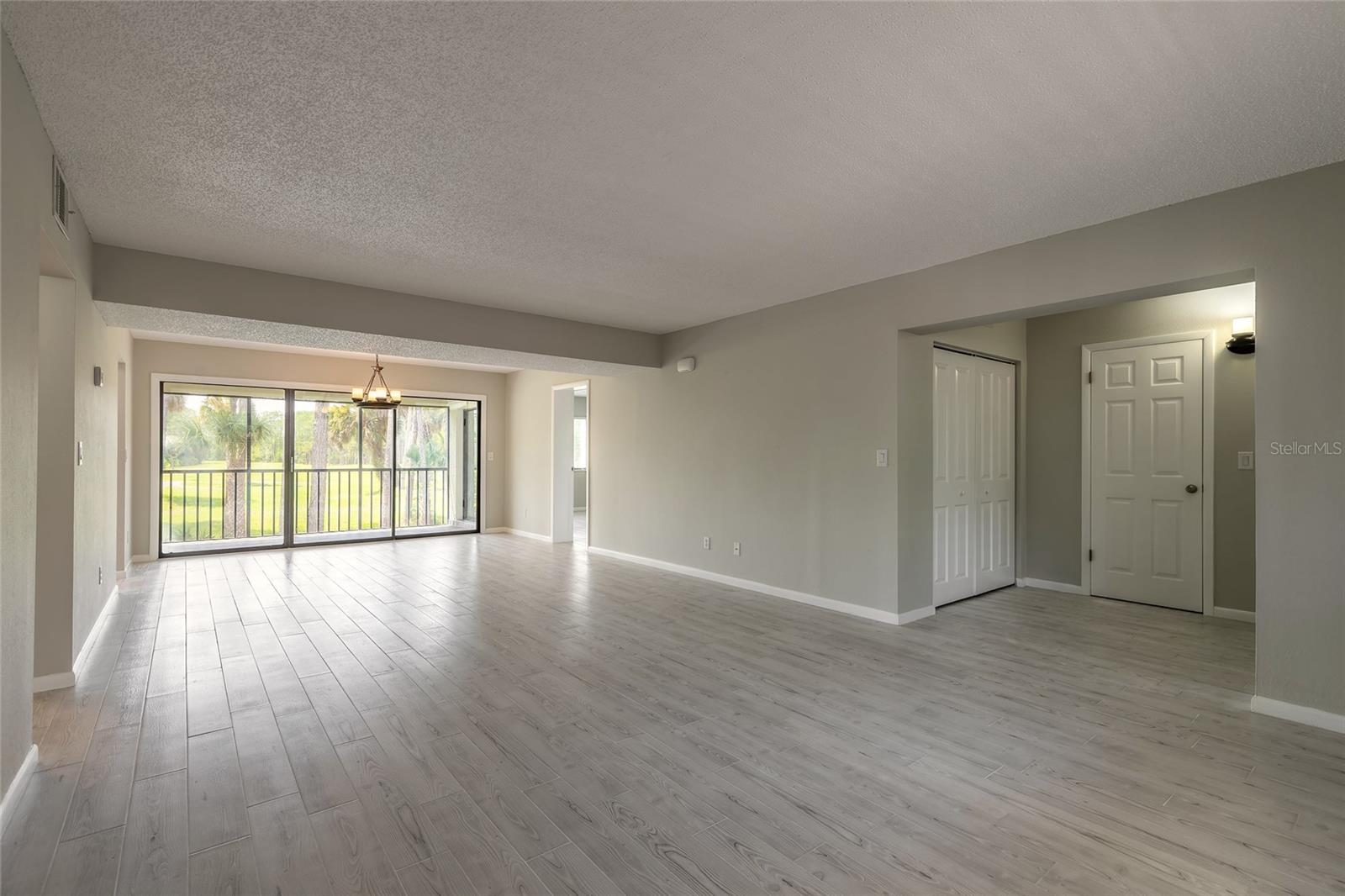 275 Indigo Unit 204, Daytona Beach, FL 32114