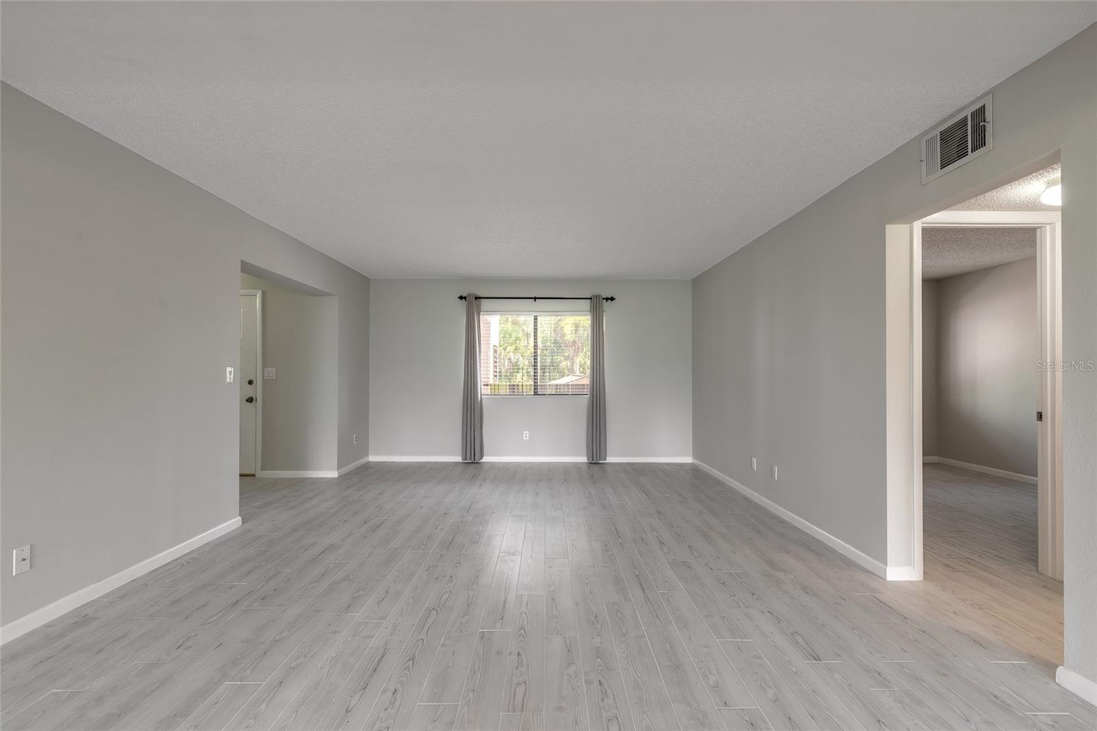 275 Indigo Unit 204, Daytona Beach, FL 32114