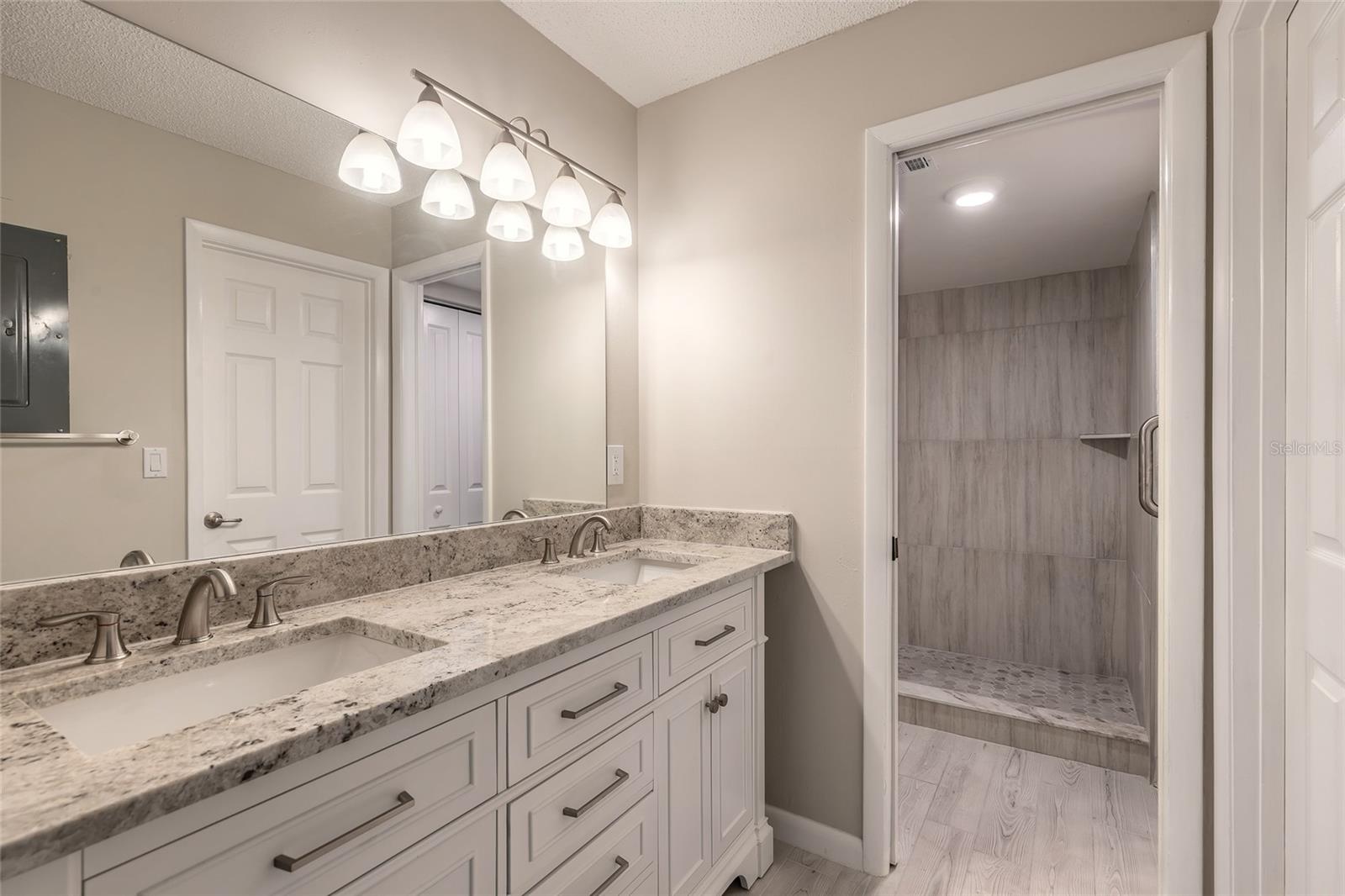 275 Indigo Unit 204, Daytona Beach, FL 32114