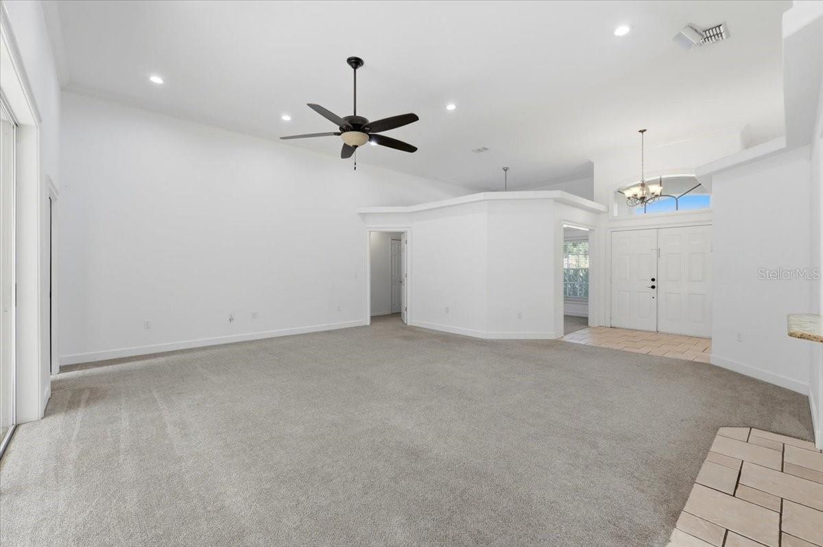 5628 Woodwind Hills, Lakeland, FL 33812