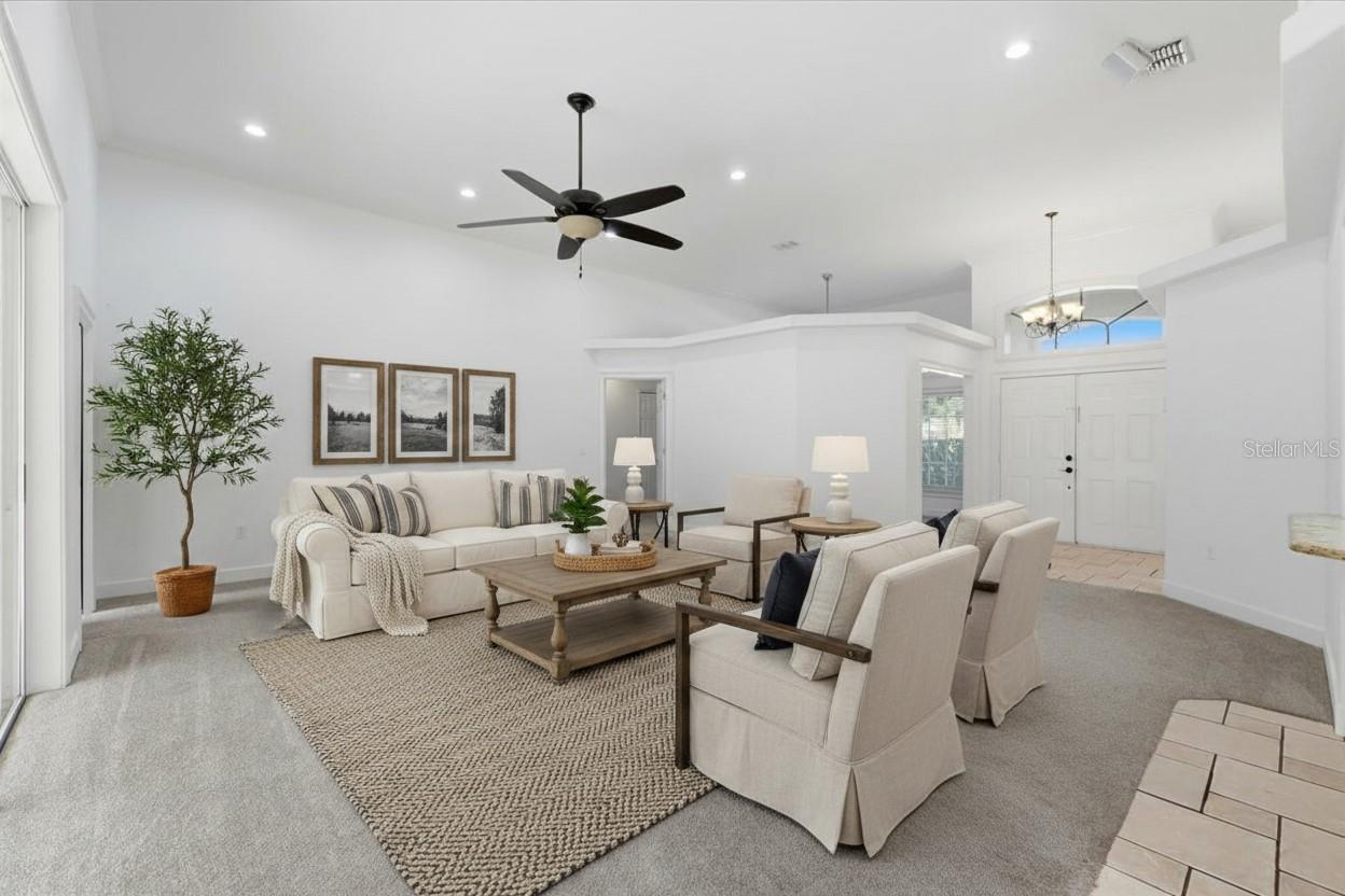 5628 Woodwind Hills, Lakeland, FL 33812