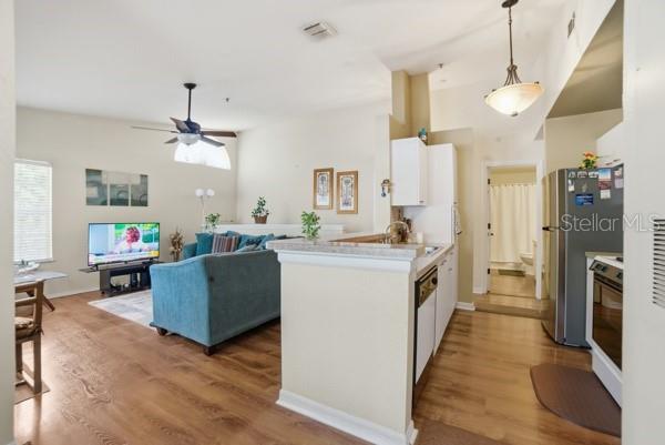 1601 Columbia Arms Unit 201, Kissimmee, FL 34741