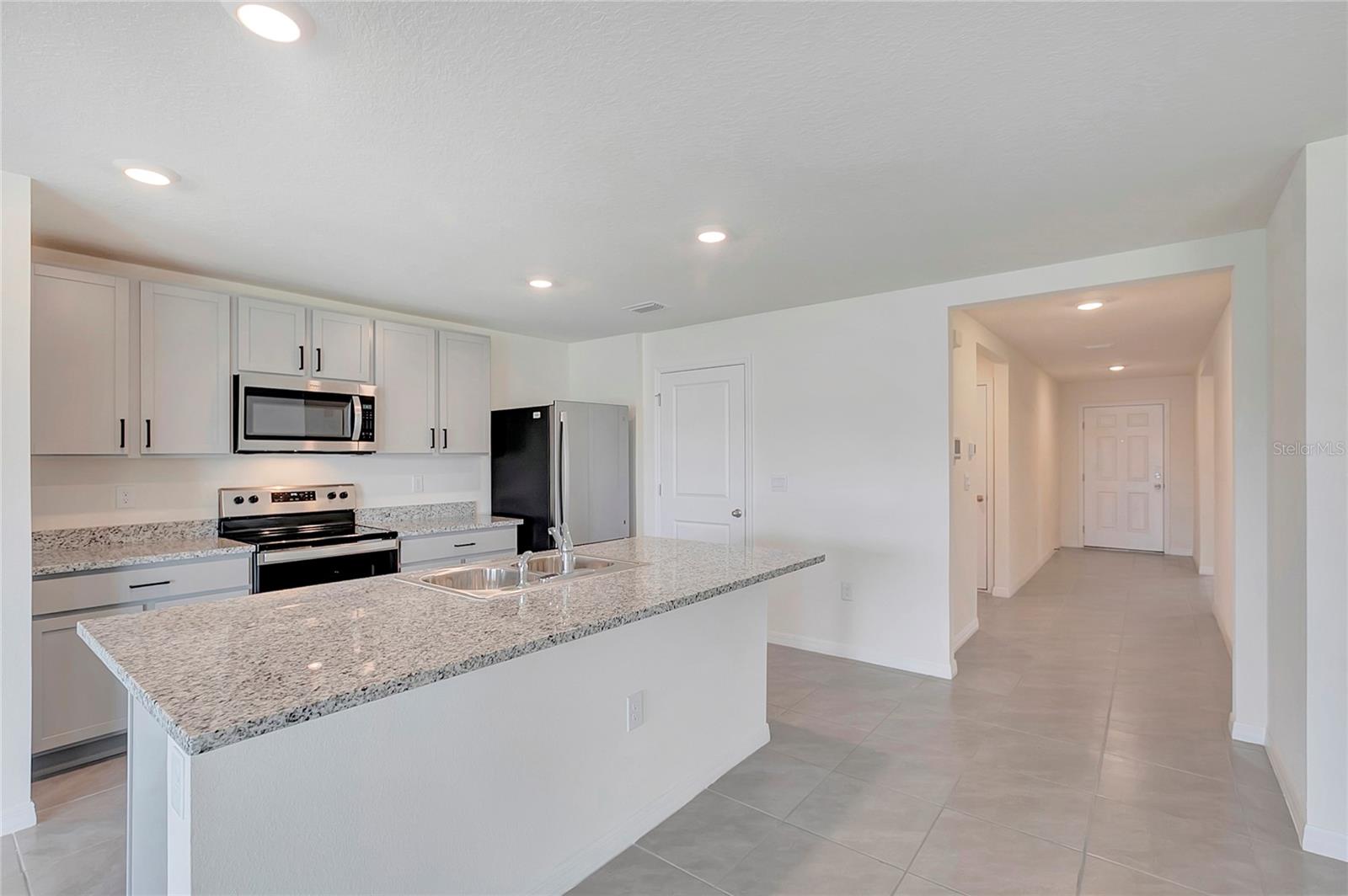 810 Ace Outlaw, Ruskin, FL 33570