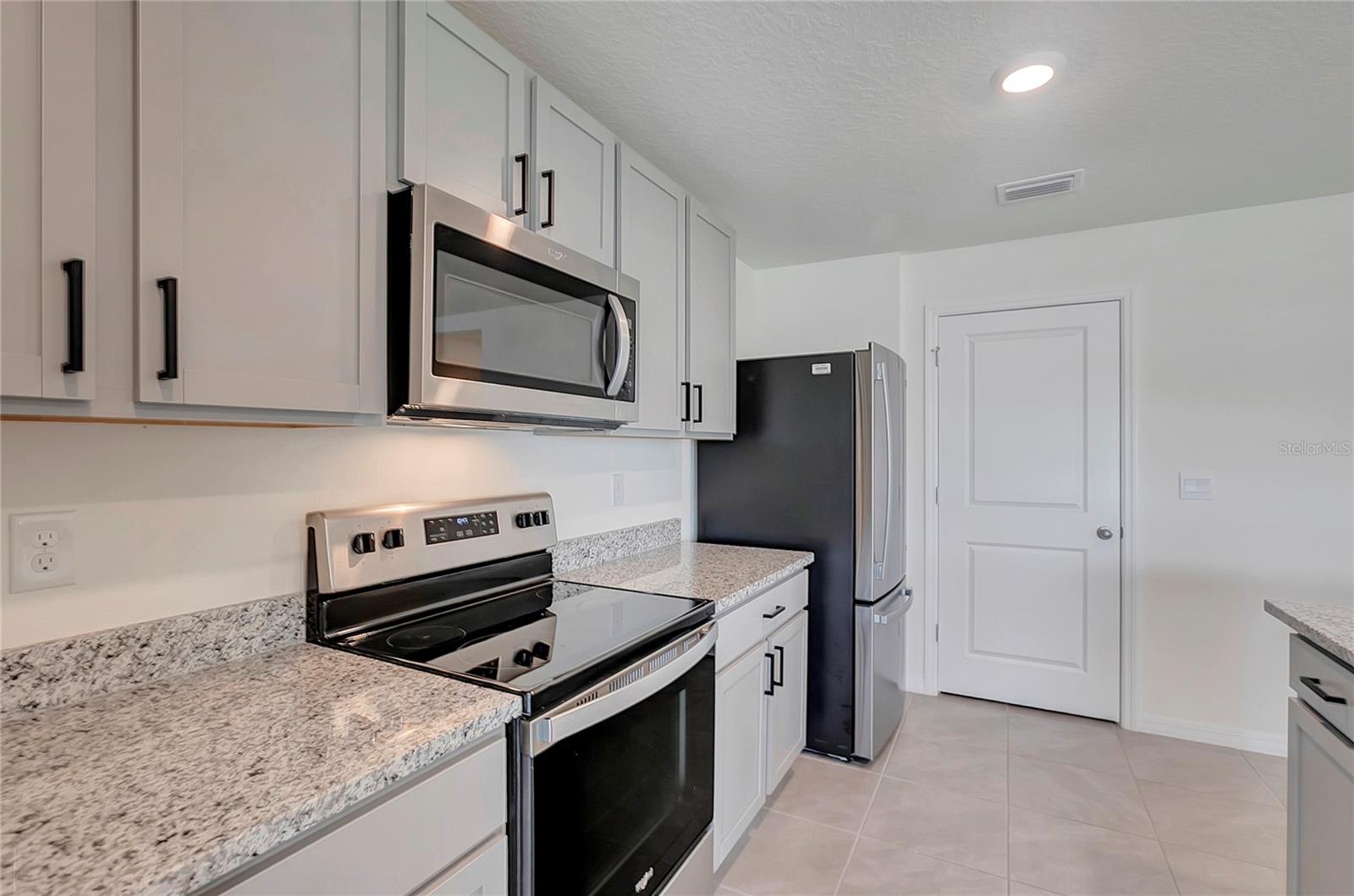 810 Ace Outlaw, Ruskin, FL 33570