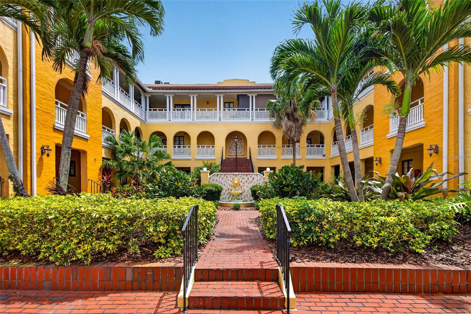 210 22nd Unit 12, St Petersburg, FL 33704