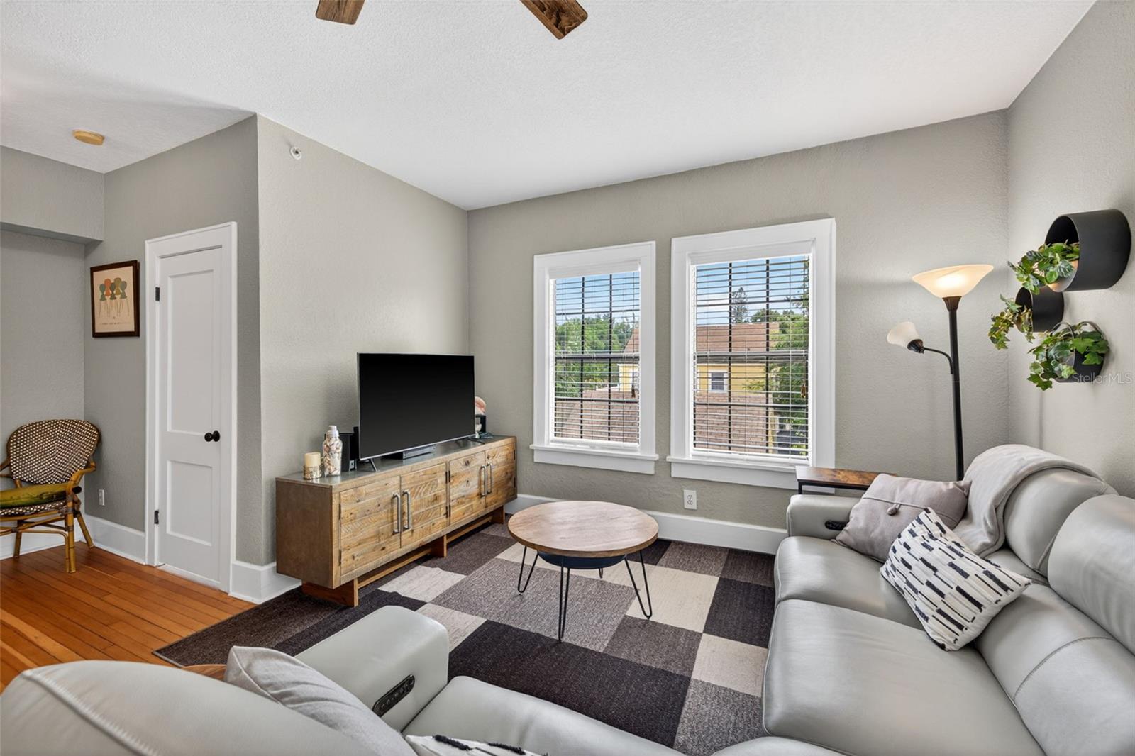 210 22nd Unit 12, St Petersburg, FL 33704
