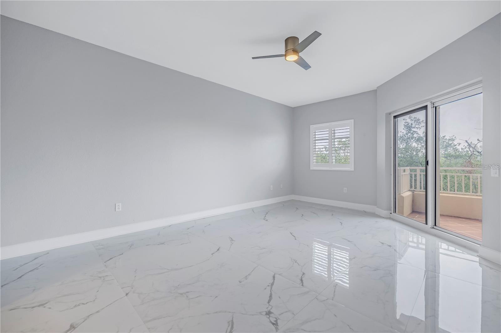 12077 Gandy Unit 332, St Petersburg, FL 33702