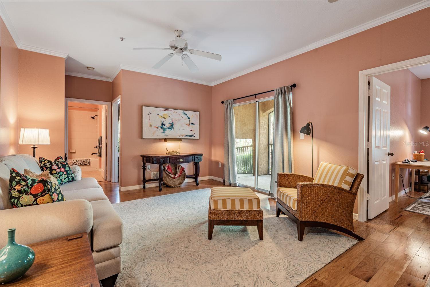 10103 Courtney Oaks Unit 103, Tampa, FL 33619