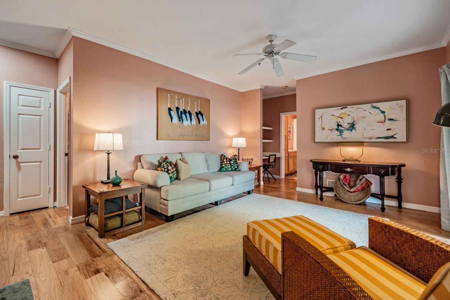 10103 Courtney Oaks Unit 103, Tampa, FL 33619