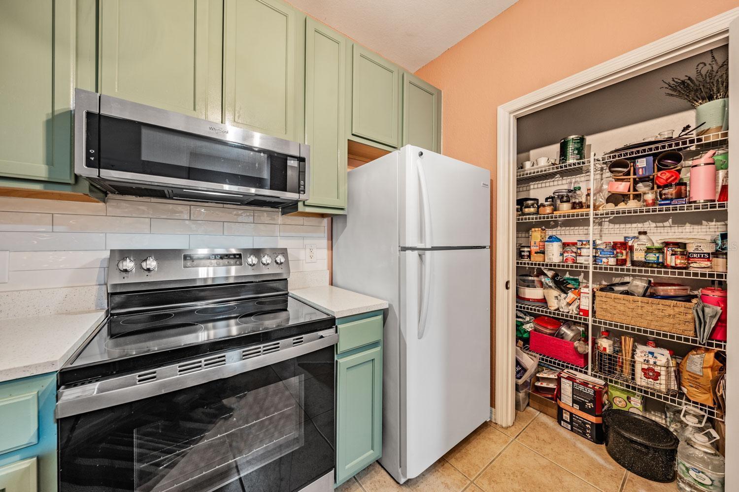 10103 Courtney Oaks Unit 103, Tampa, FL 33619