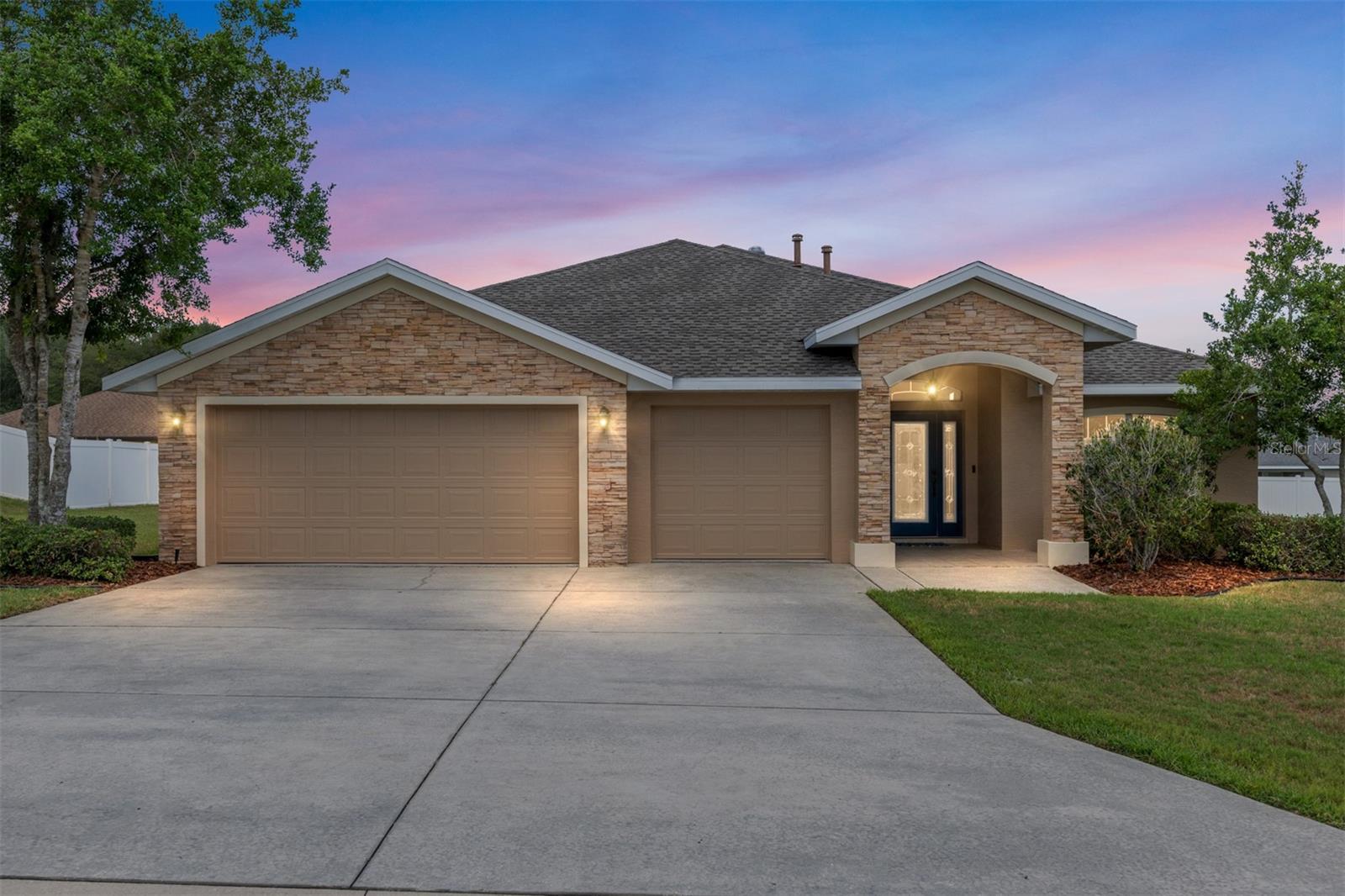 915 69th, Ocala, FL 34472