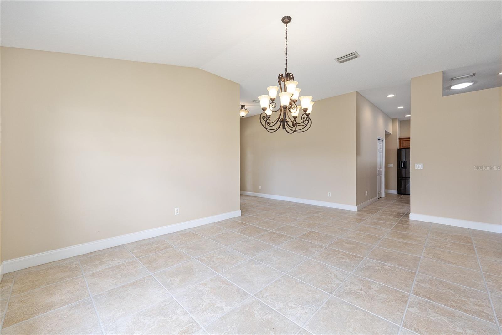 915 69th, Ocala, FL 34472