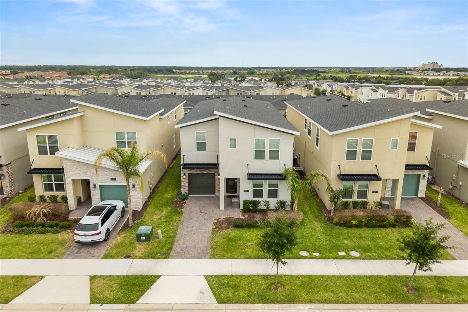9093 Sommerset Hills, Davenport, FL 33896