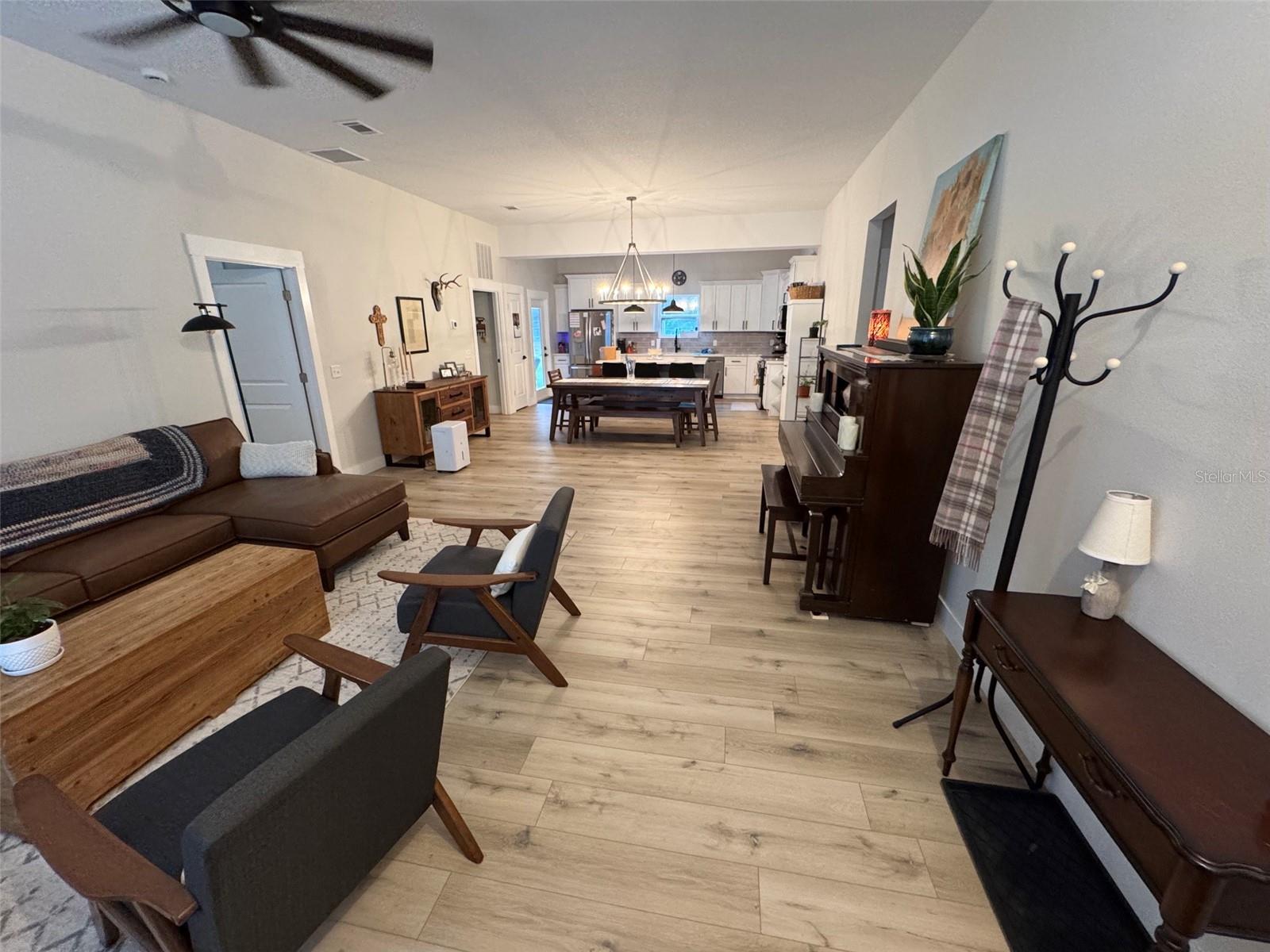 8031 172nd, Fanning Springs, FL 32693