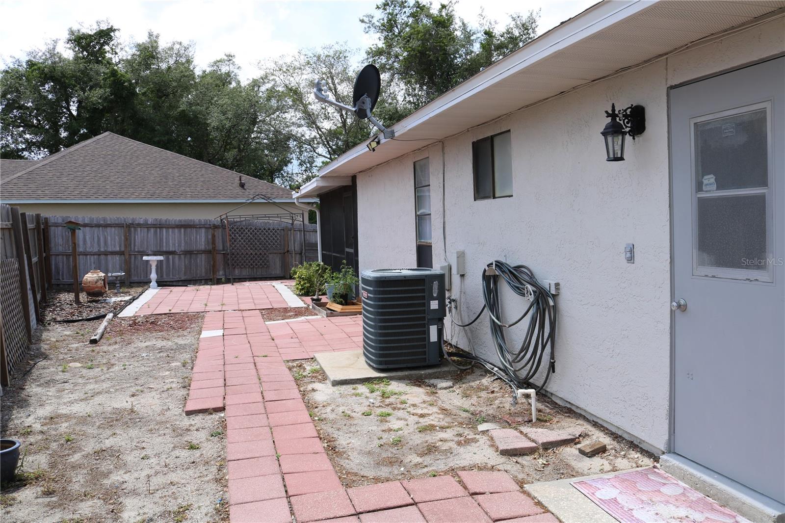 2392 Brimhall, Deltona, FL 32738
