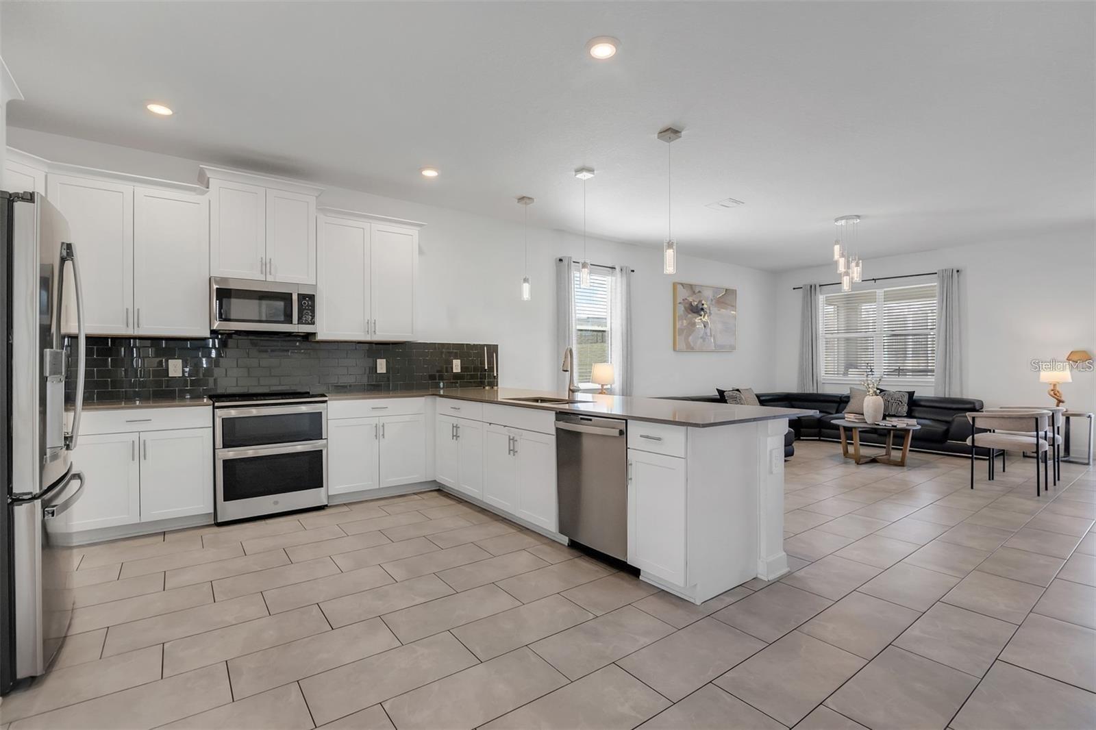 9084 Sommerset Hills, Davenport, FL 33896