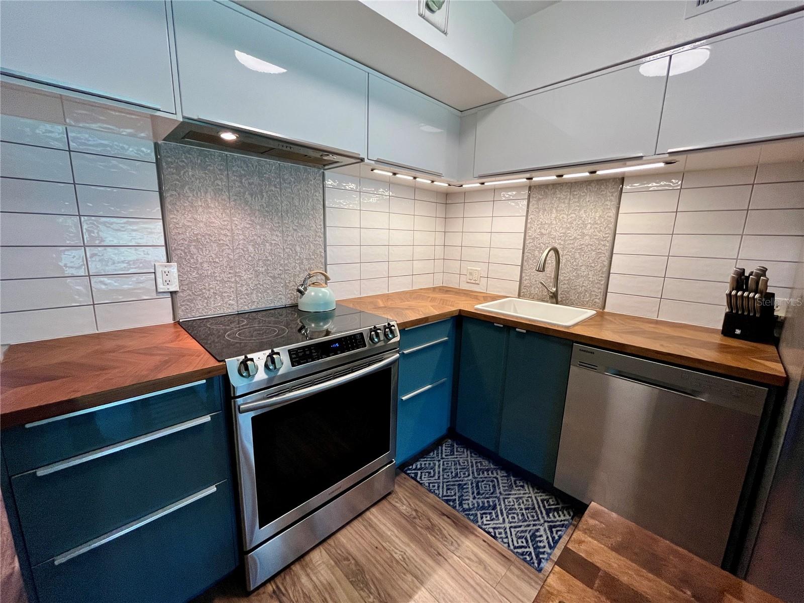 2021 Australia Unit 59, Clearwater, FL 33763