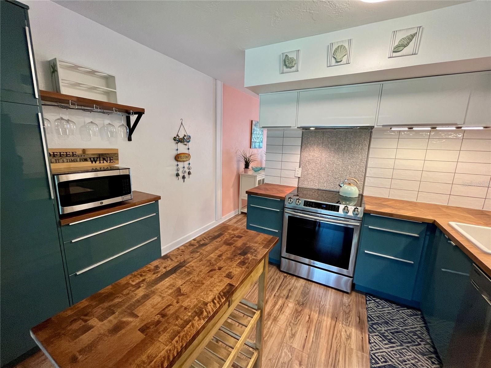 2021 Australia Unit 59, Clearwater, FL 33763