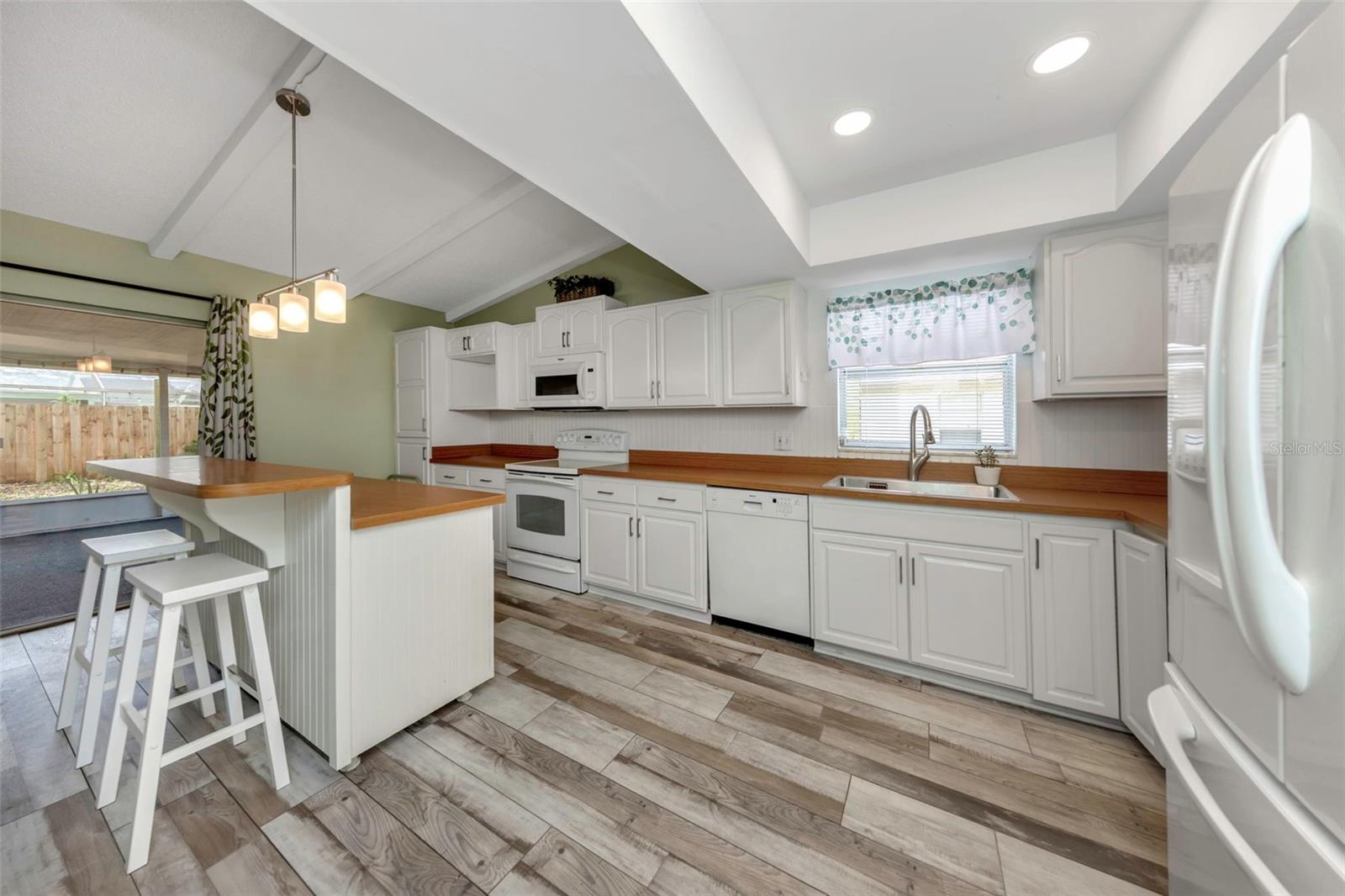 17704 Rivendel, Lutz, FL 33549