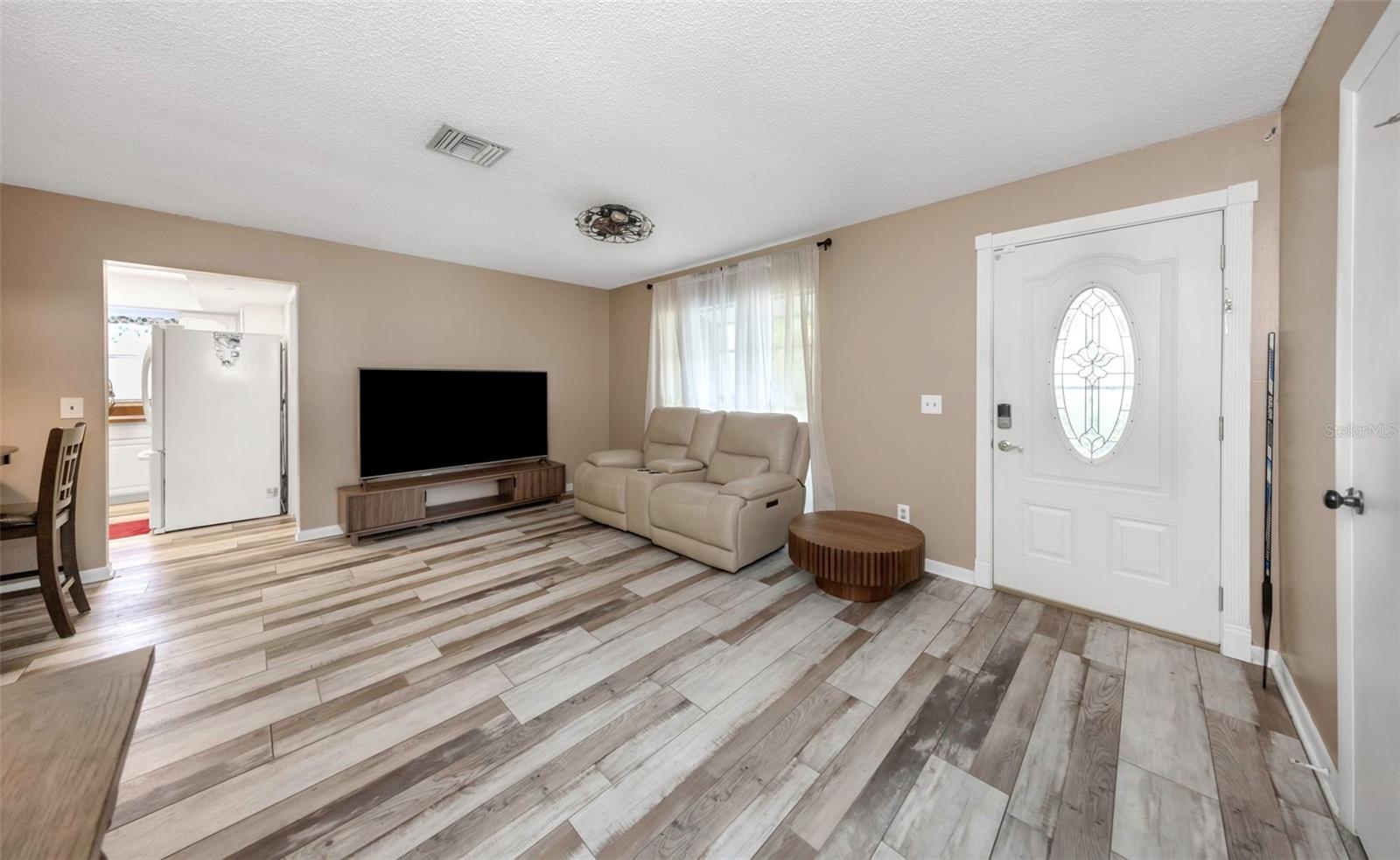 17704 Rivendel, Lutz, FL 33549