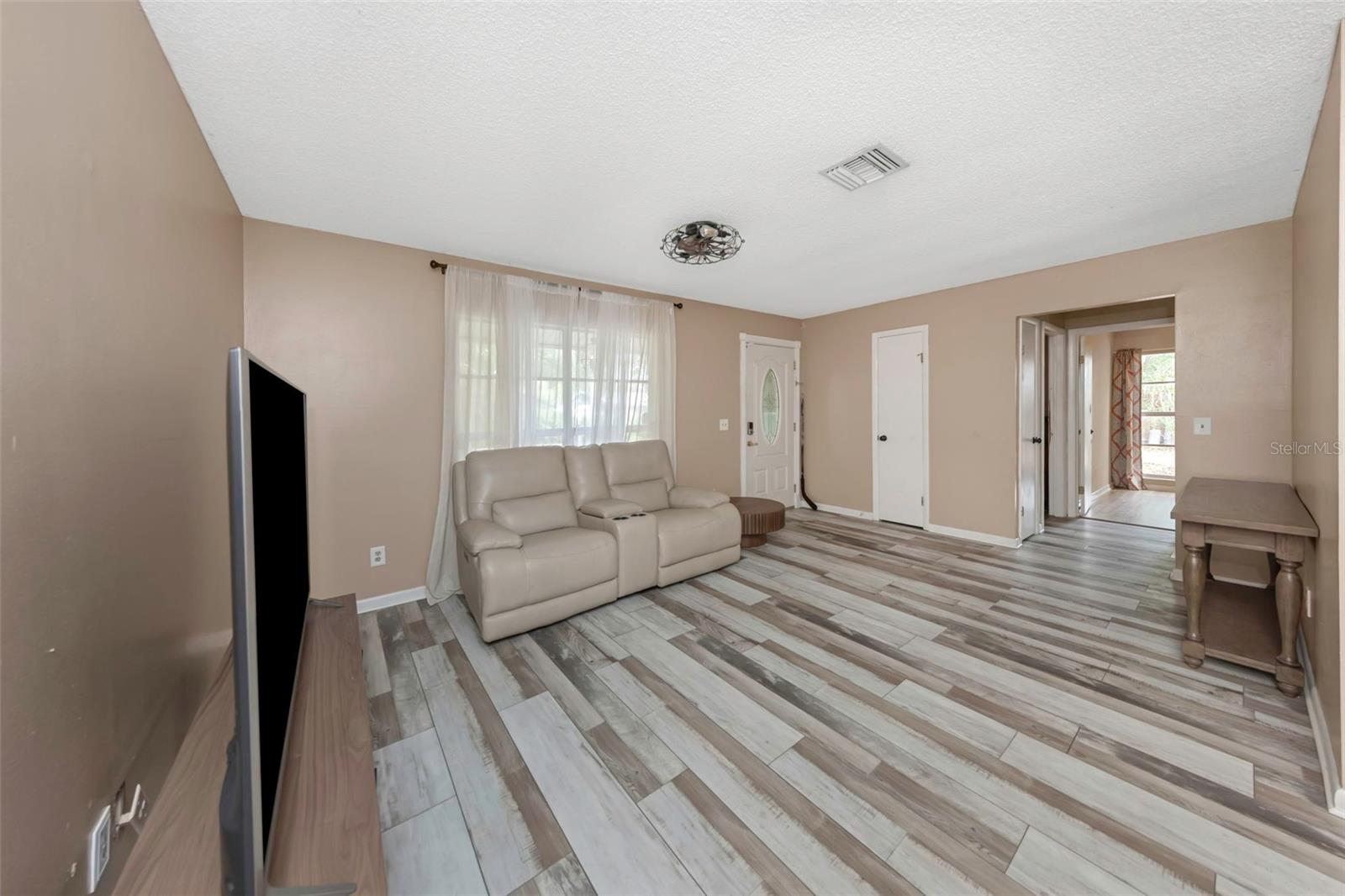 17704 Rivendel, Lutz, FL 33549