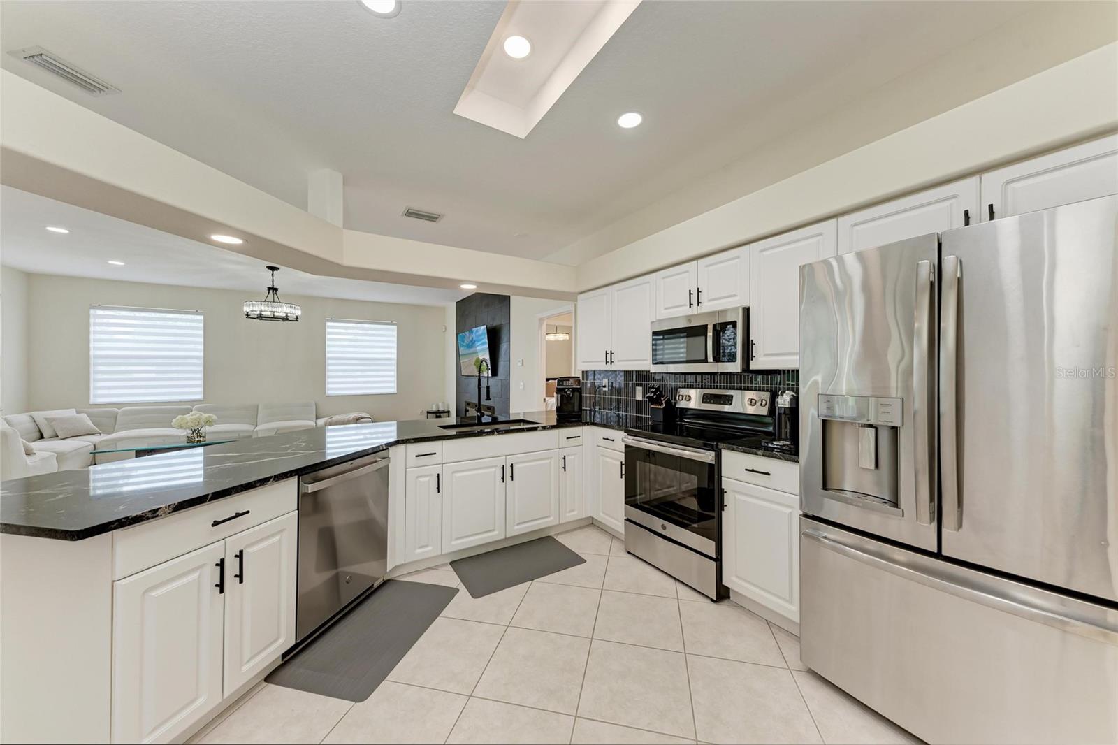7327 38th Court East, Sarasota, FL 34243