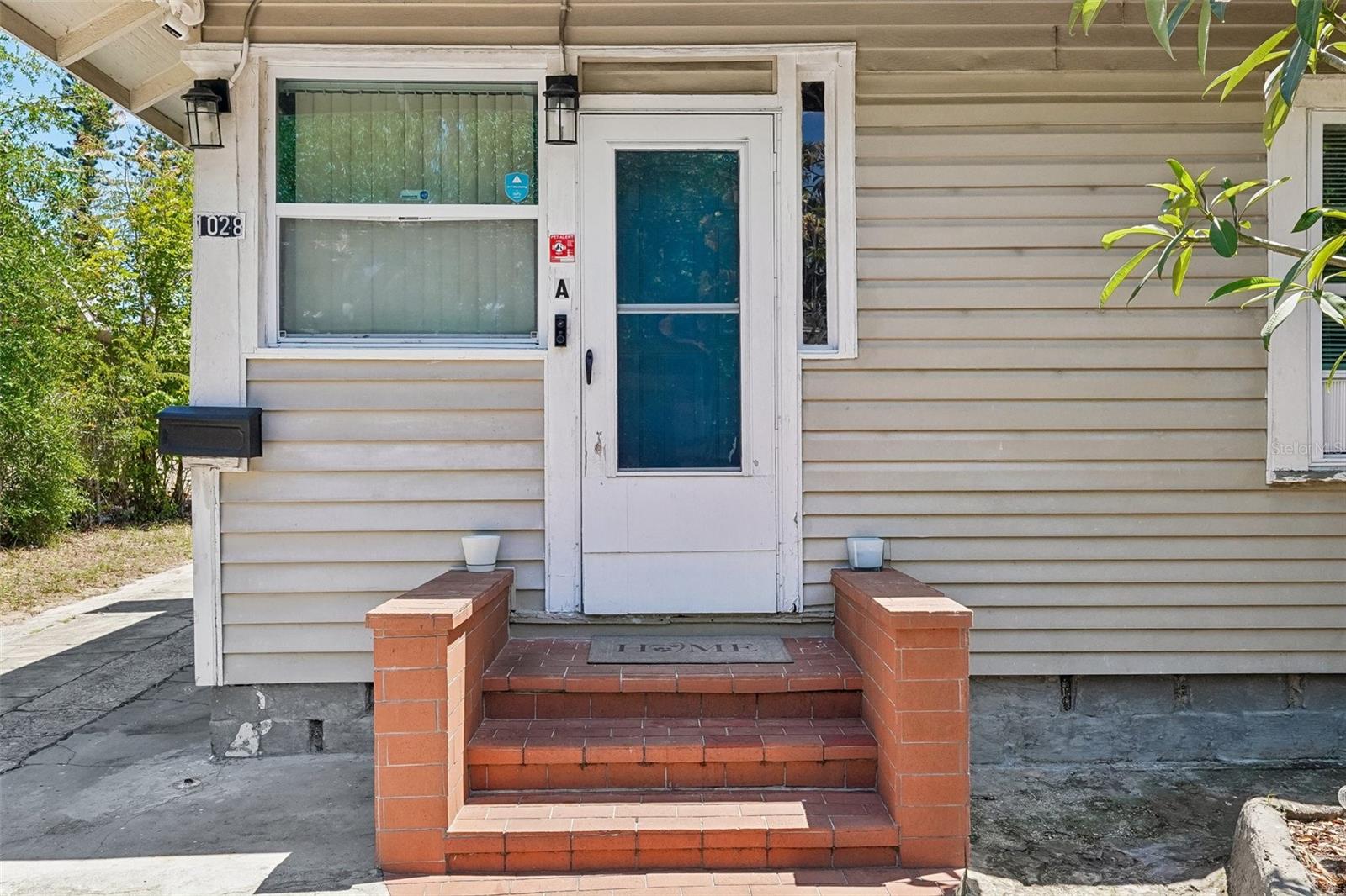 1028 8th, St Petersburg, FL 33705