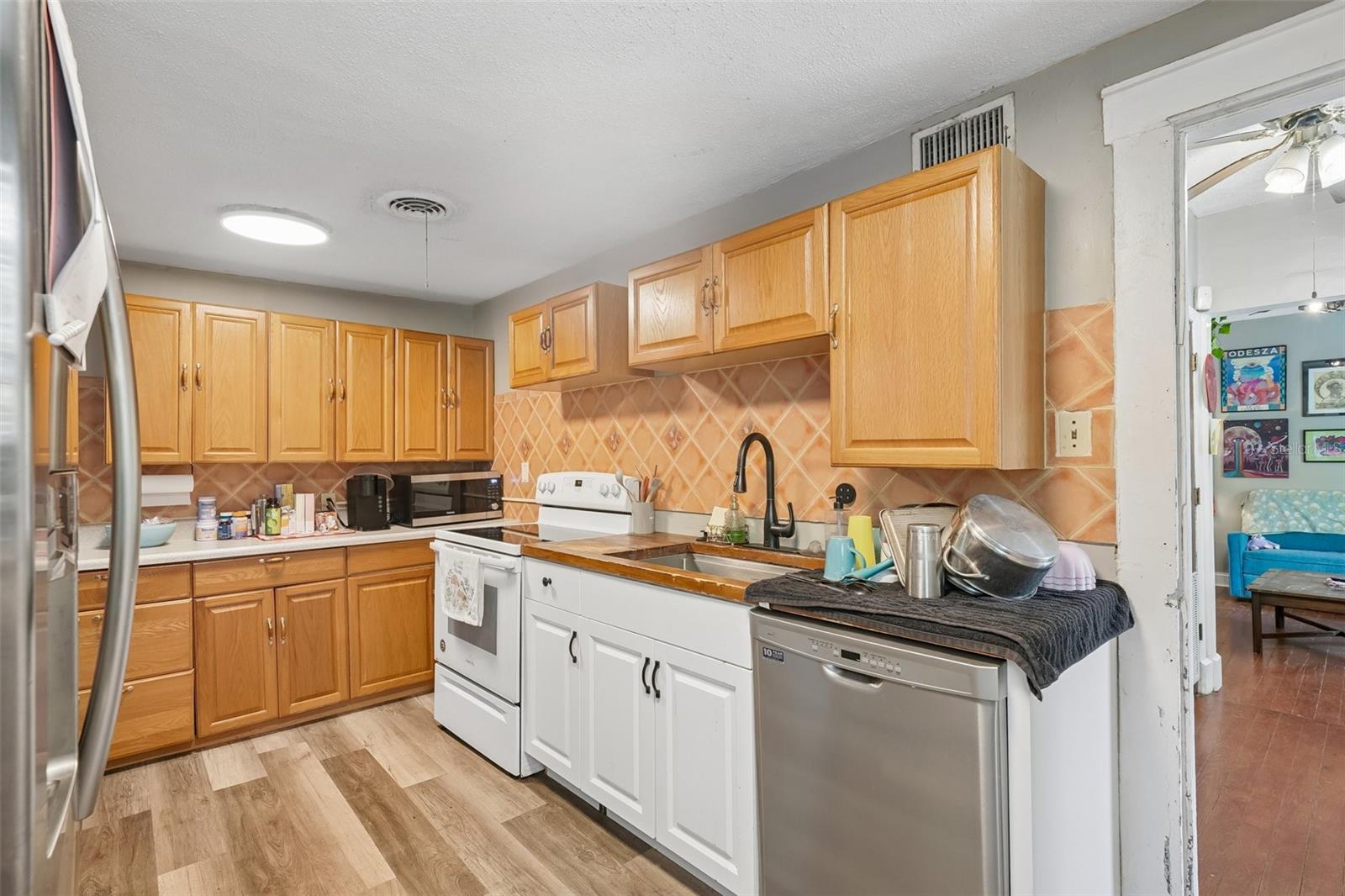 1028 8th, St Petersburg, FL 33705