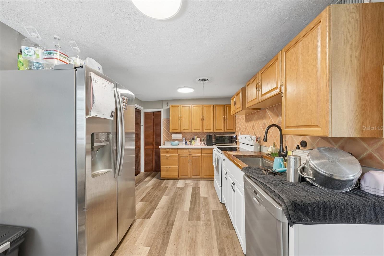 1028 8th, St Petersburg, FL 33705