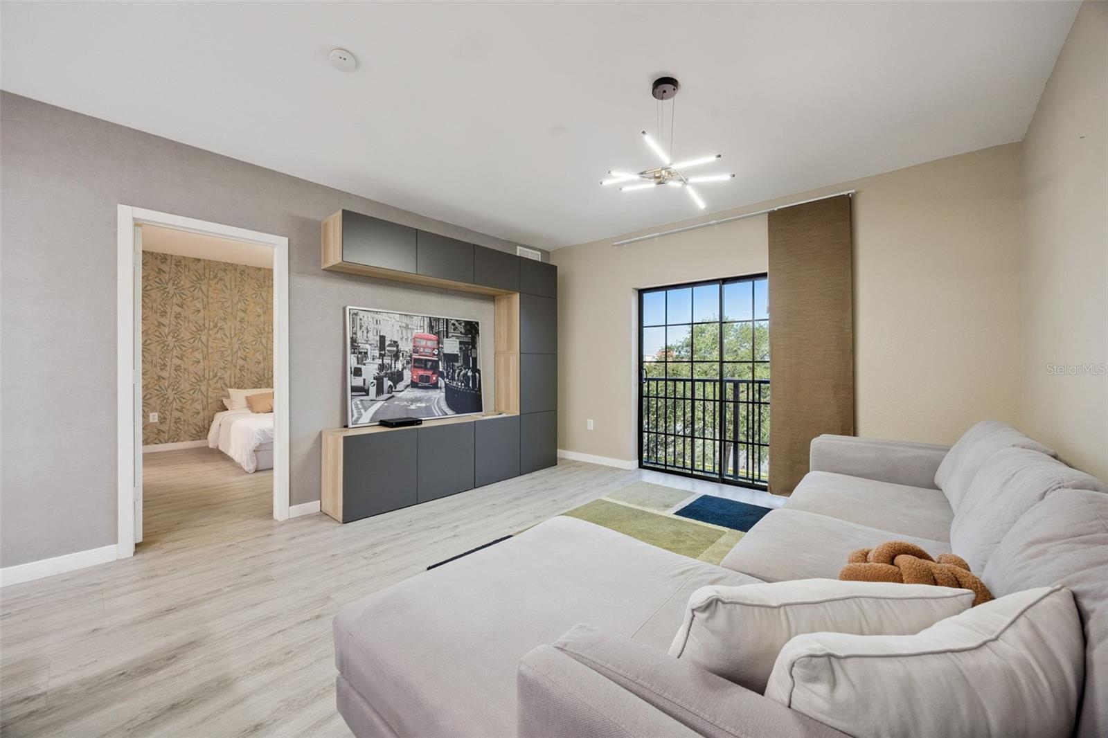5550 Michigan Unit 2321, Orlando, FL 32822