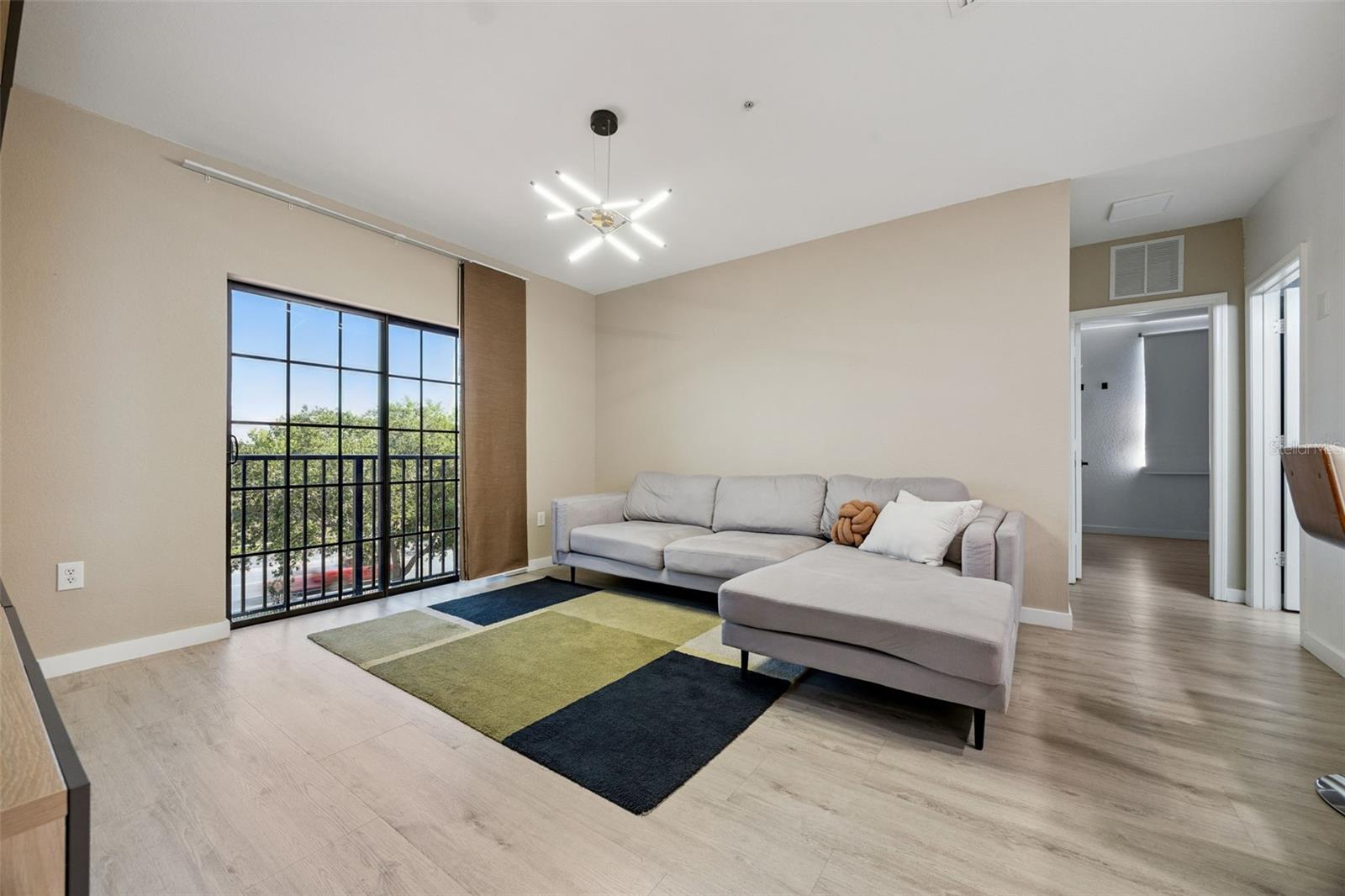5550 Michigan Unit 2321, Orlando, FL 32822