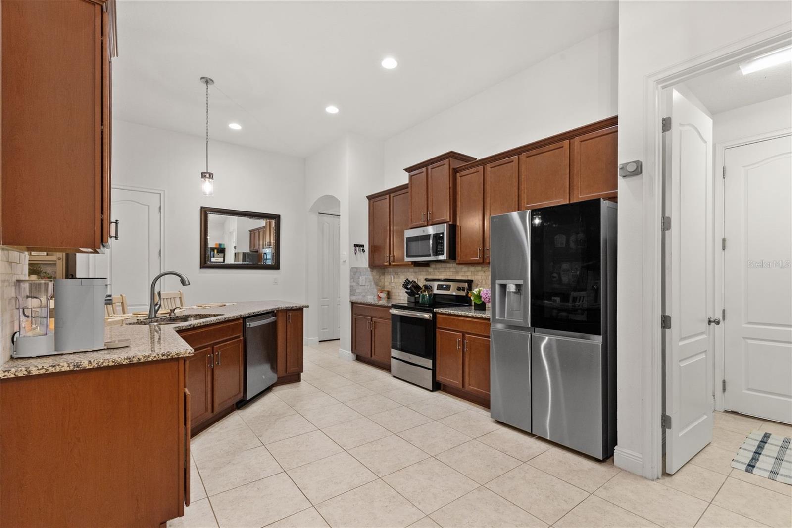 107 Elina Sky, Seffner, FL 33584
