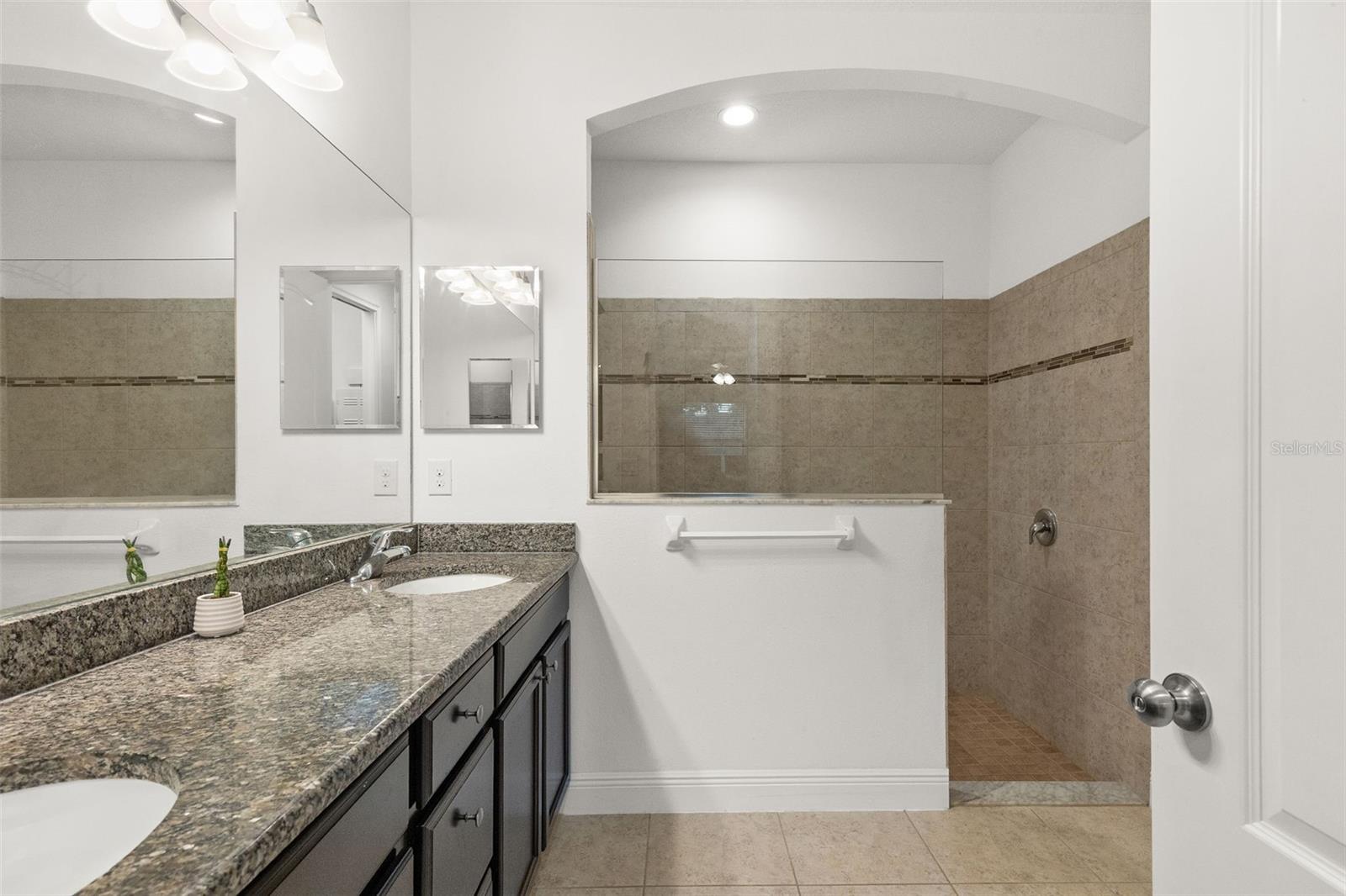 107 Elina Sky, Seffner, FL 33584